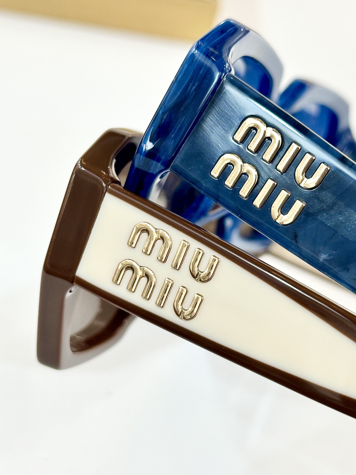  𝙈𝙄𝙐 𝙈𝙄𝙐
MOD：MU07KS  
Size：62口16-145
