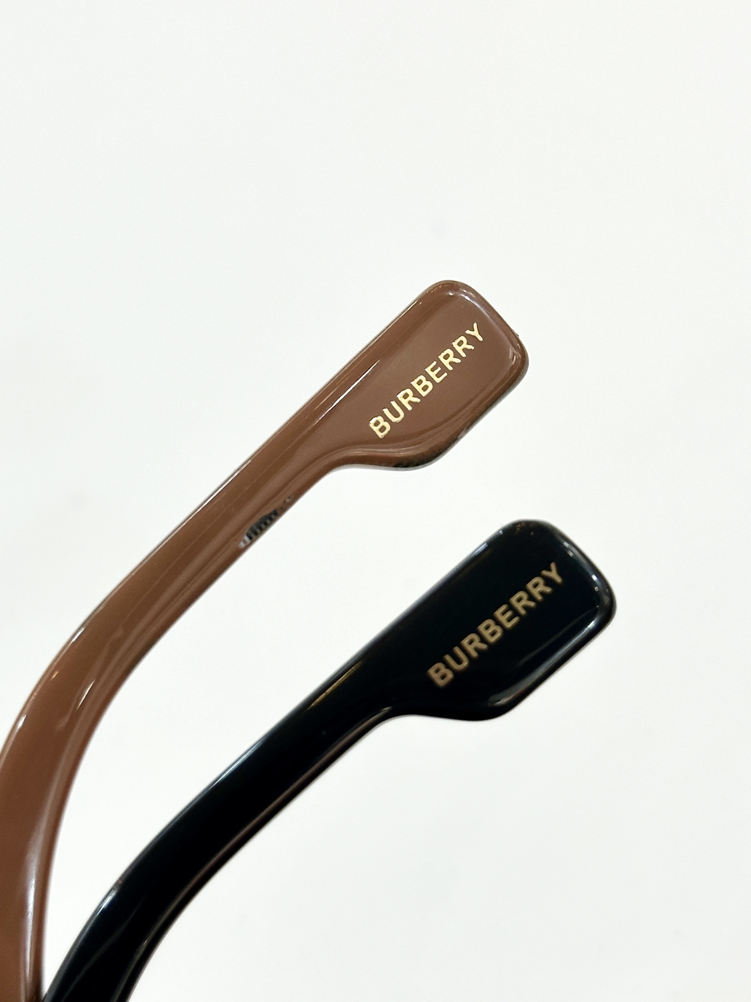  BURBERR*
MODEL：BE 4360
SIZE：60口16-145
