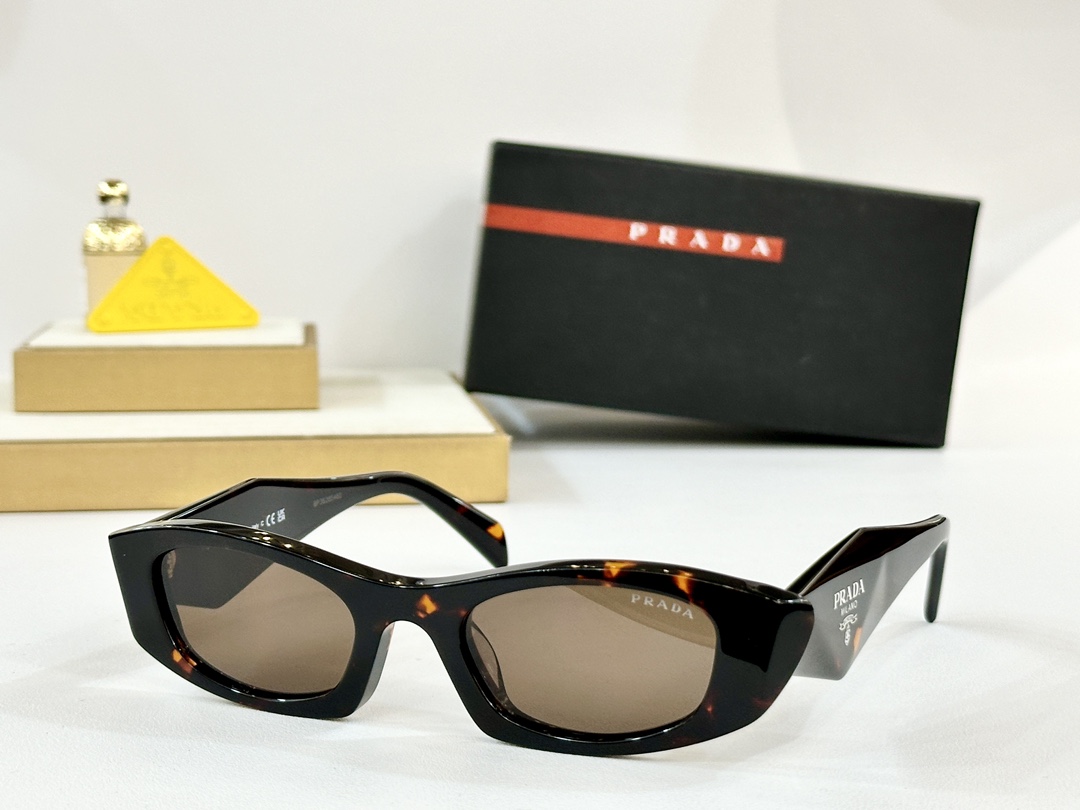  PRADA
MOD：OPR B16S
Size：50口21 145
