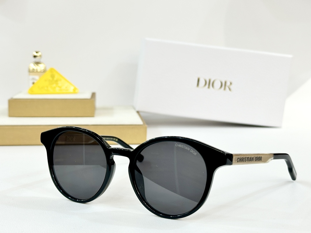  DIOR
MOD：DiorTag R1F
Size：51口19 145
