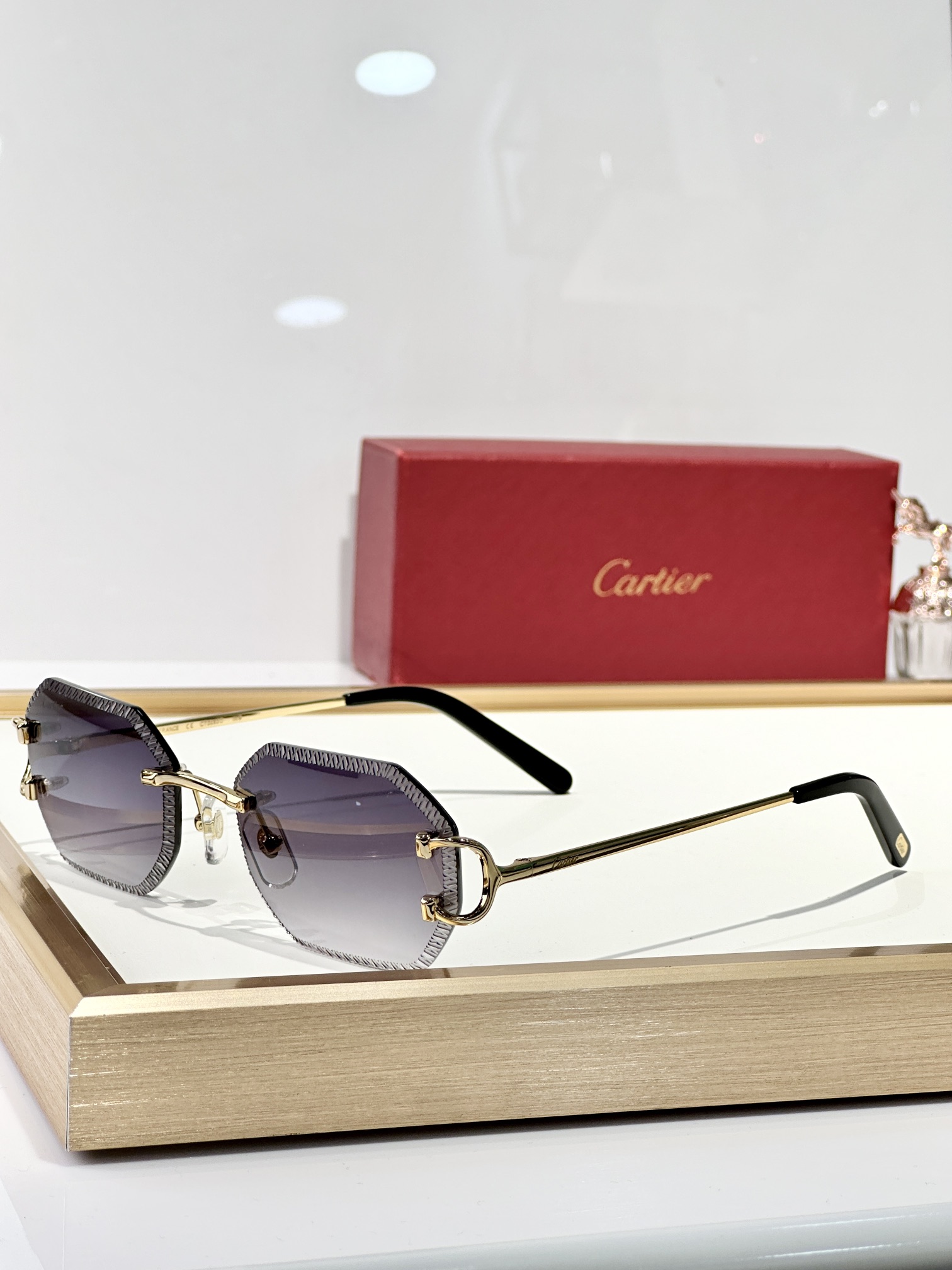  Cartier
MOD：CT0092O
Size：55口18 135
