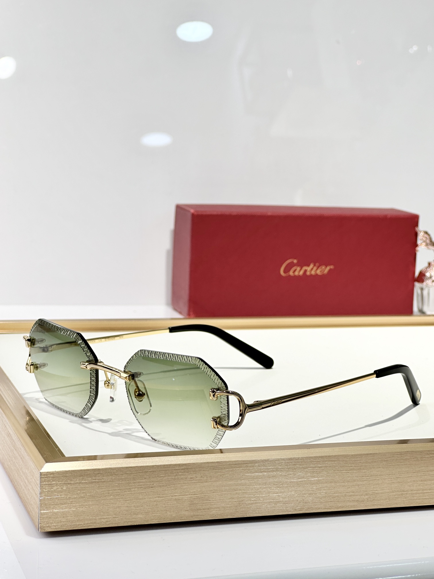  Cartier
MOD：CT0092O
Size：55口18 135
