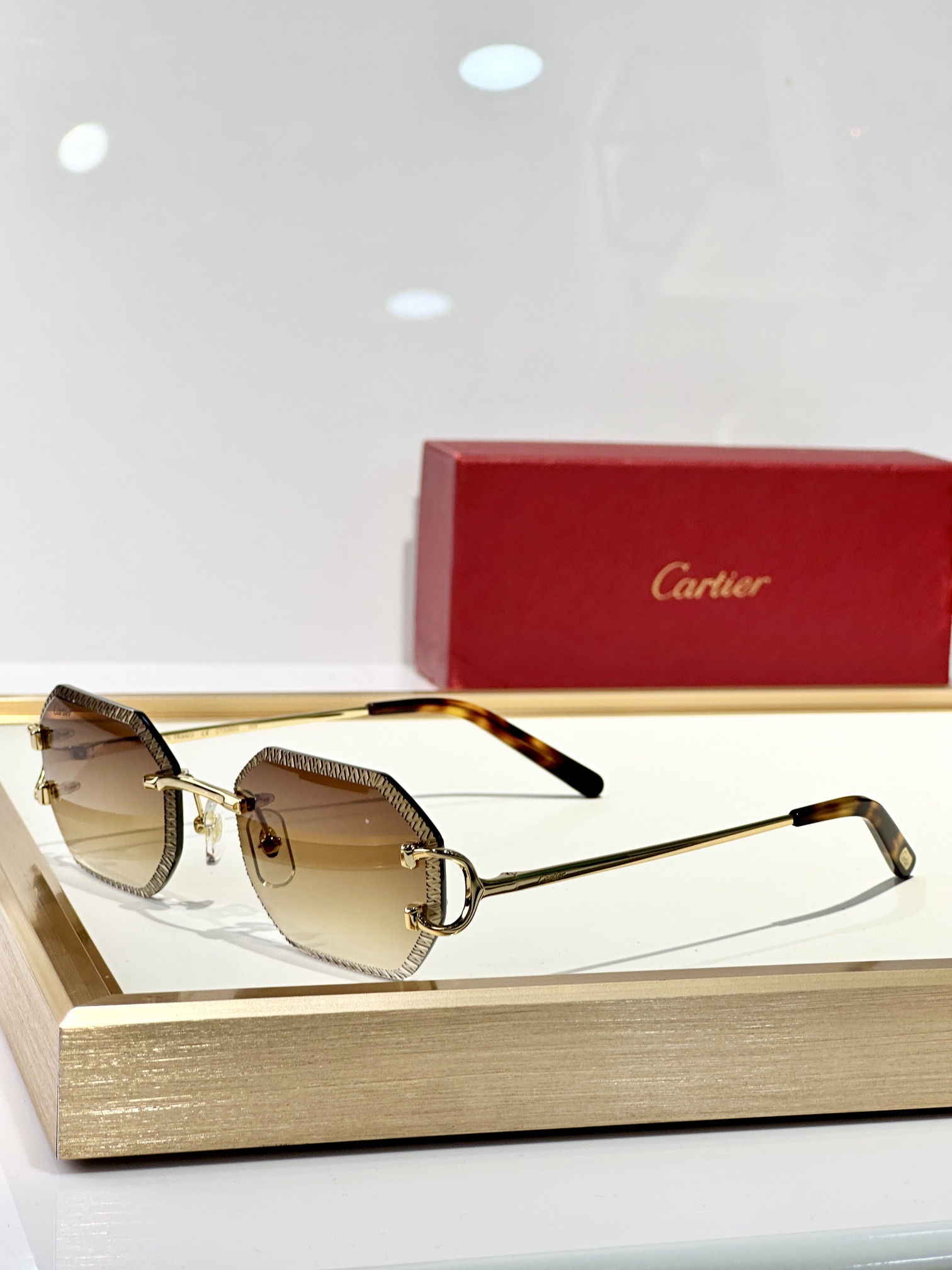  Cartier
MOD：CT0092O
Size：55口18 135
