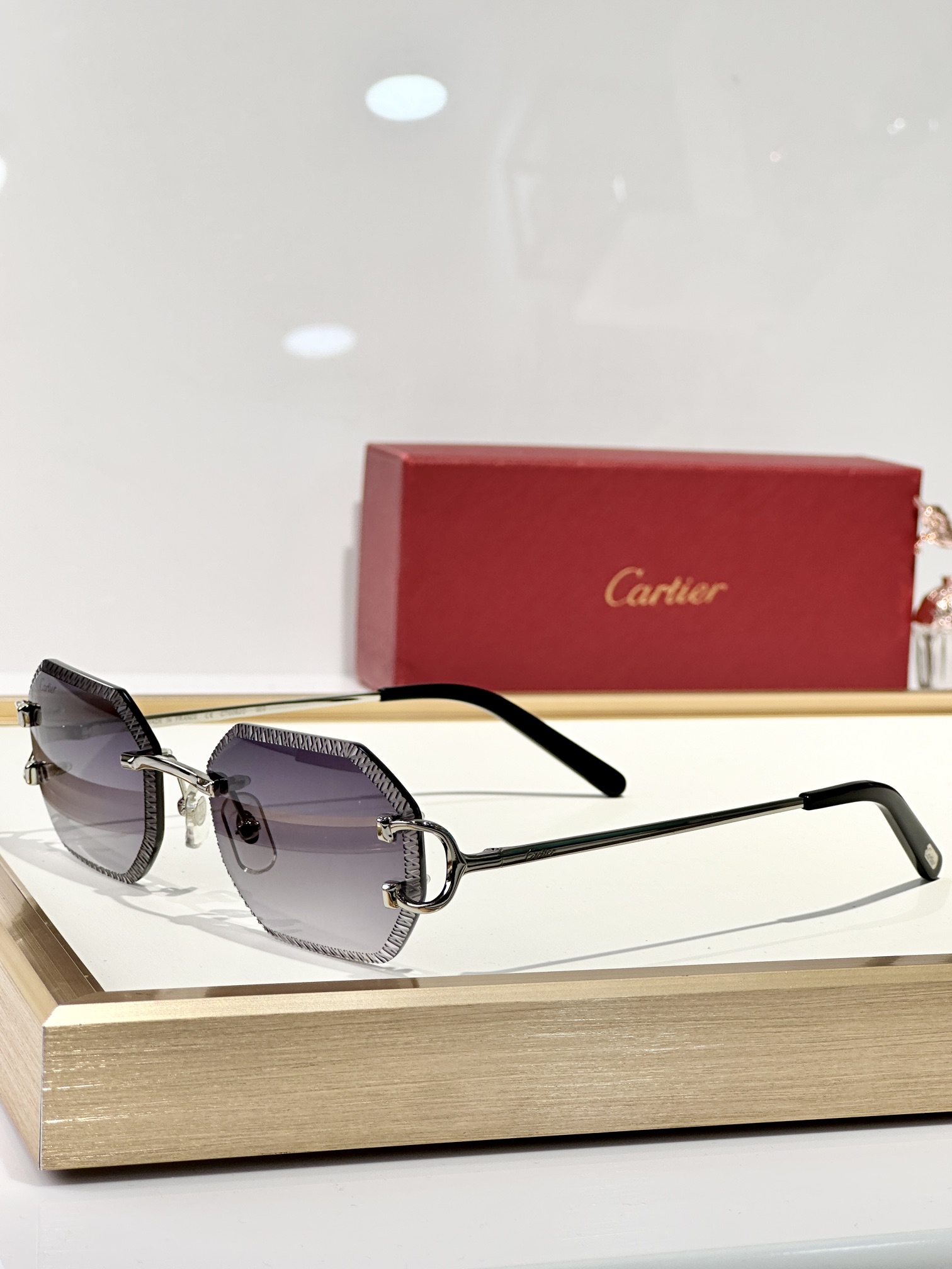  Cartier
MOD：CT0092O
Size：55口18 135
