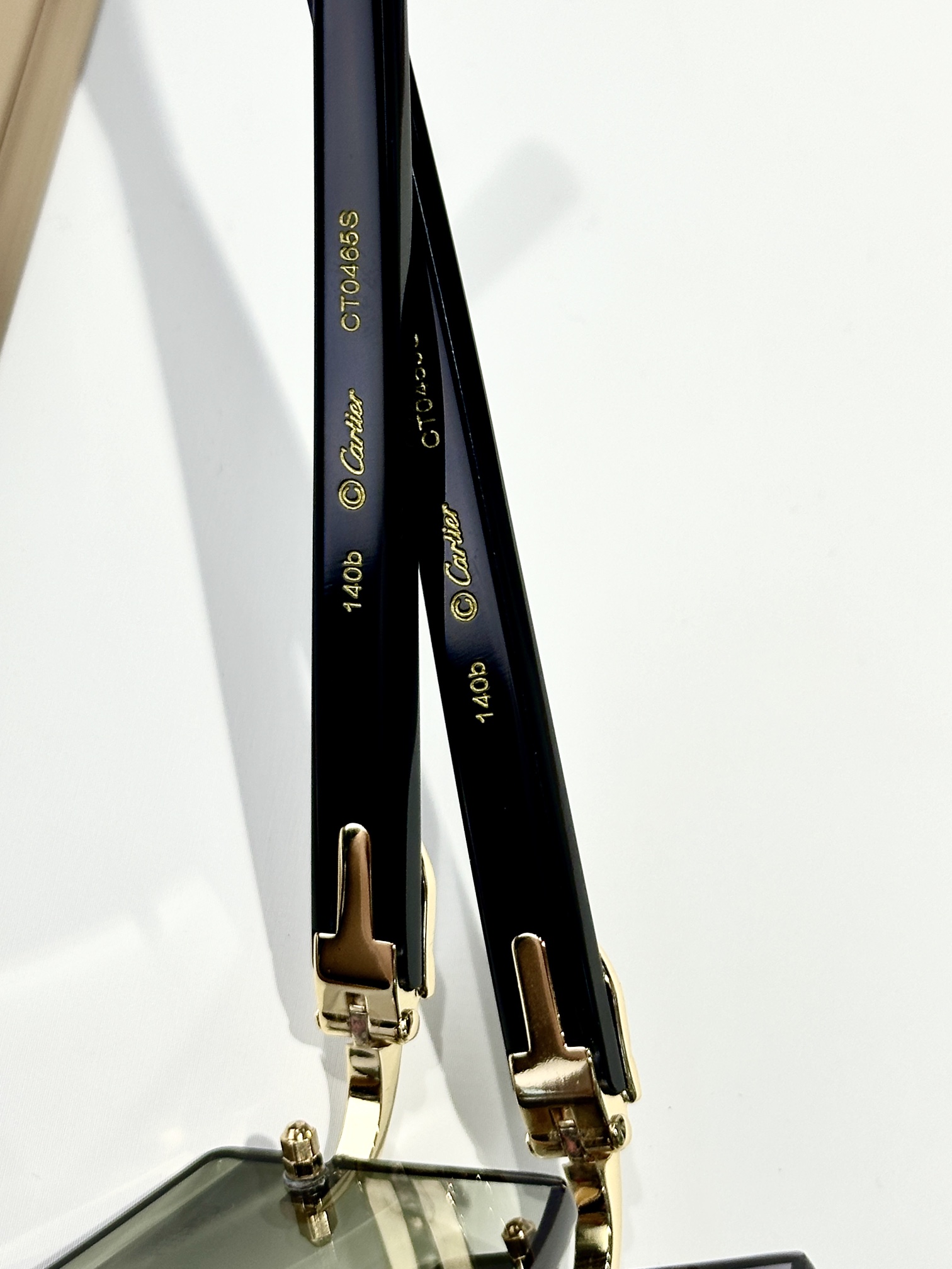  Cartier
MOD：CT0465S
Size：55口17 140b
