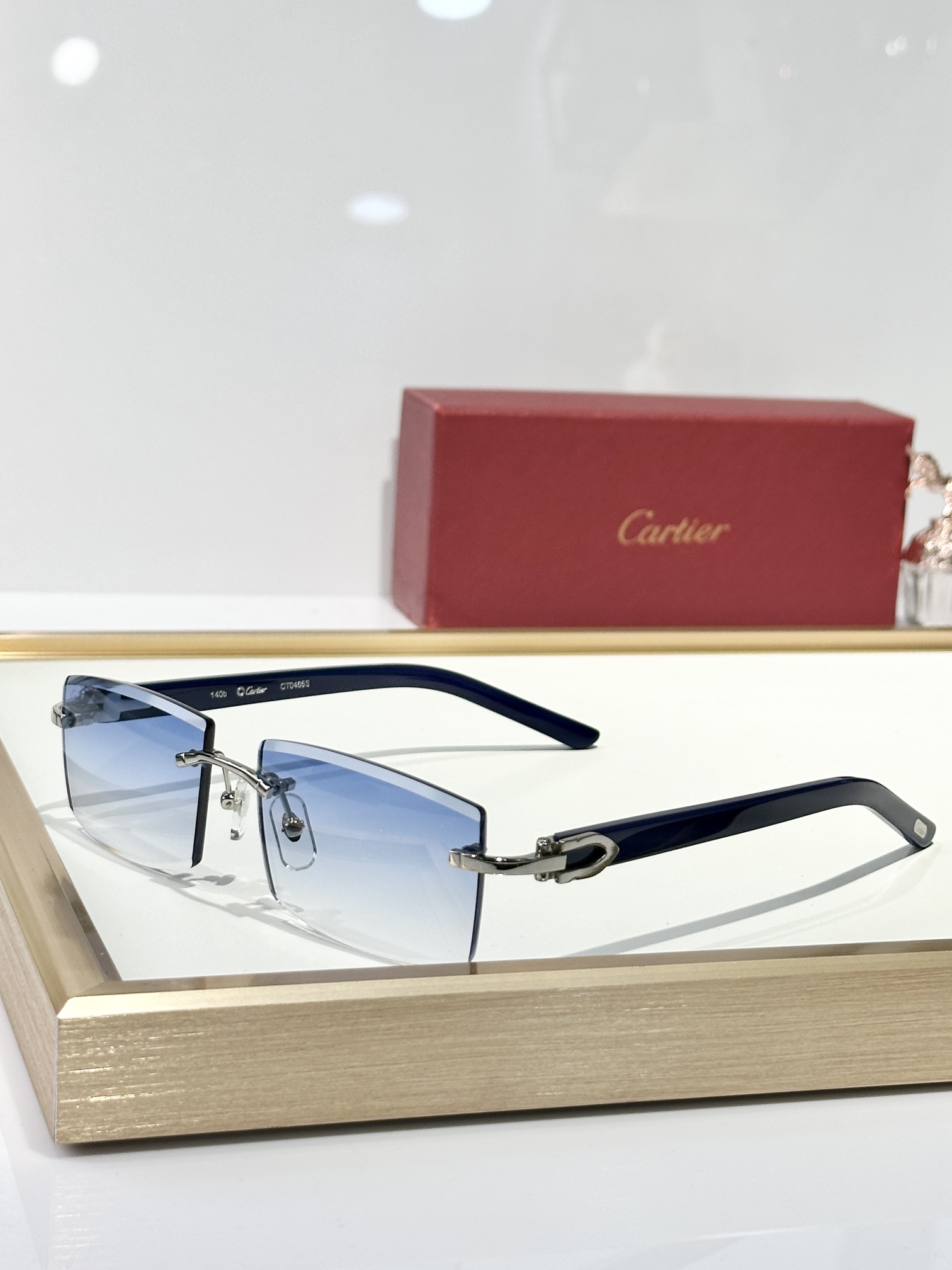  Cartier
MOD：CT0465S
Size：55口17 140b
