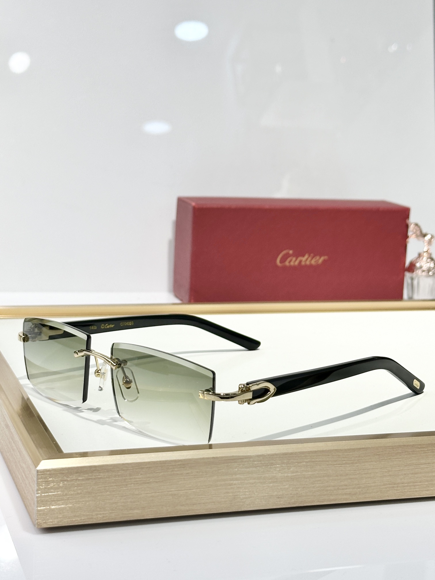  Cartier
MOD：CT0465S
Size：55口17 140b
