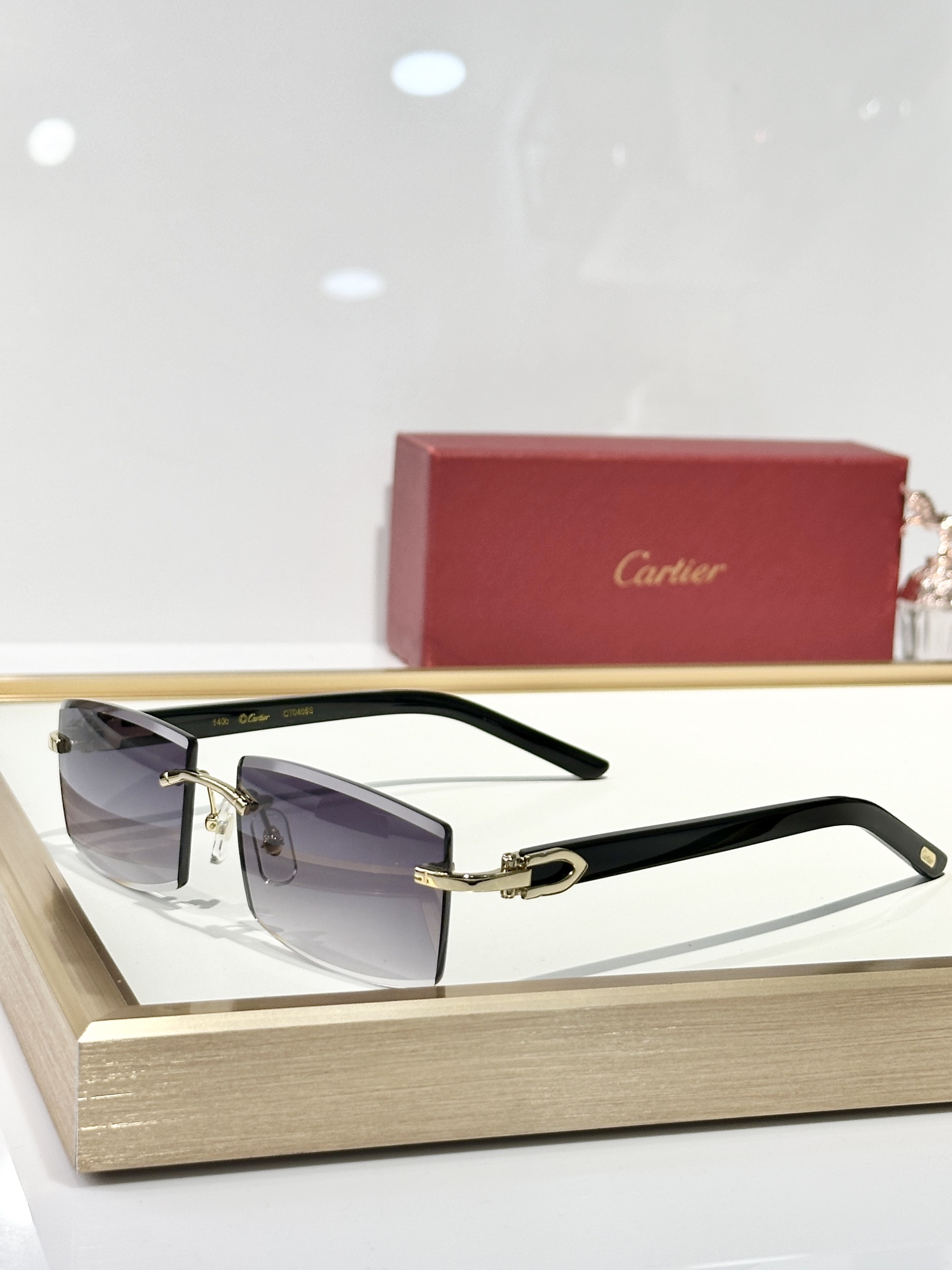  Cartier
MOD：CT0465S
Size：55口17 140b
