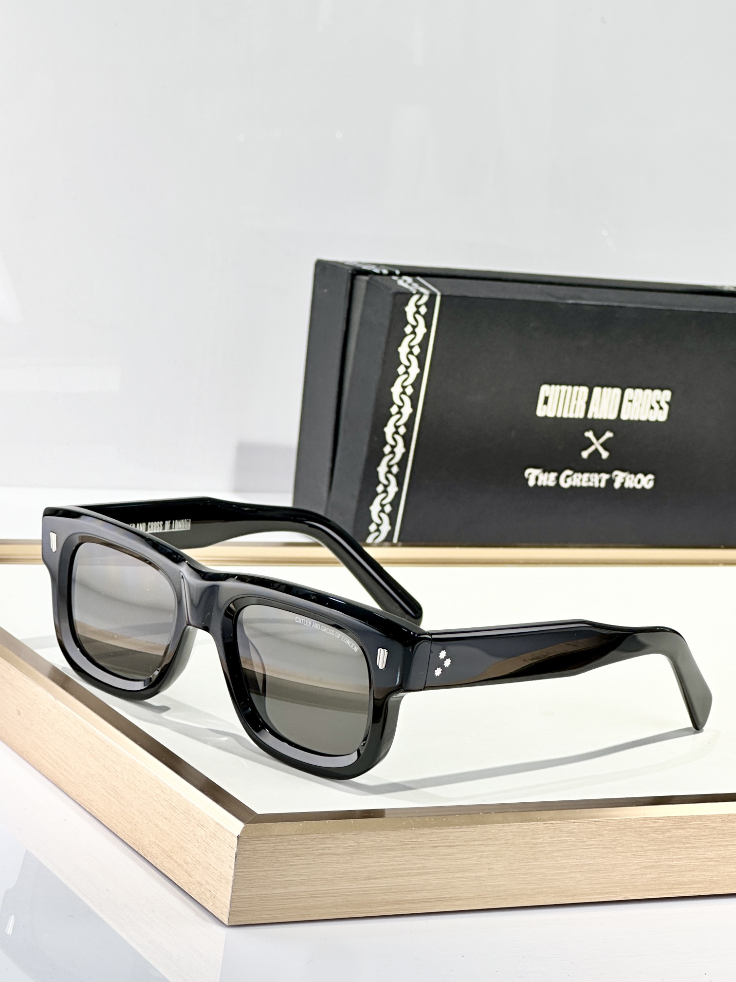  CUTLER ANO GROSS
老钱风意大利制造
handmade in Ltaly
MOD：CGS