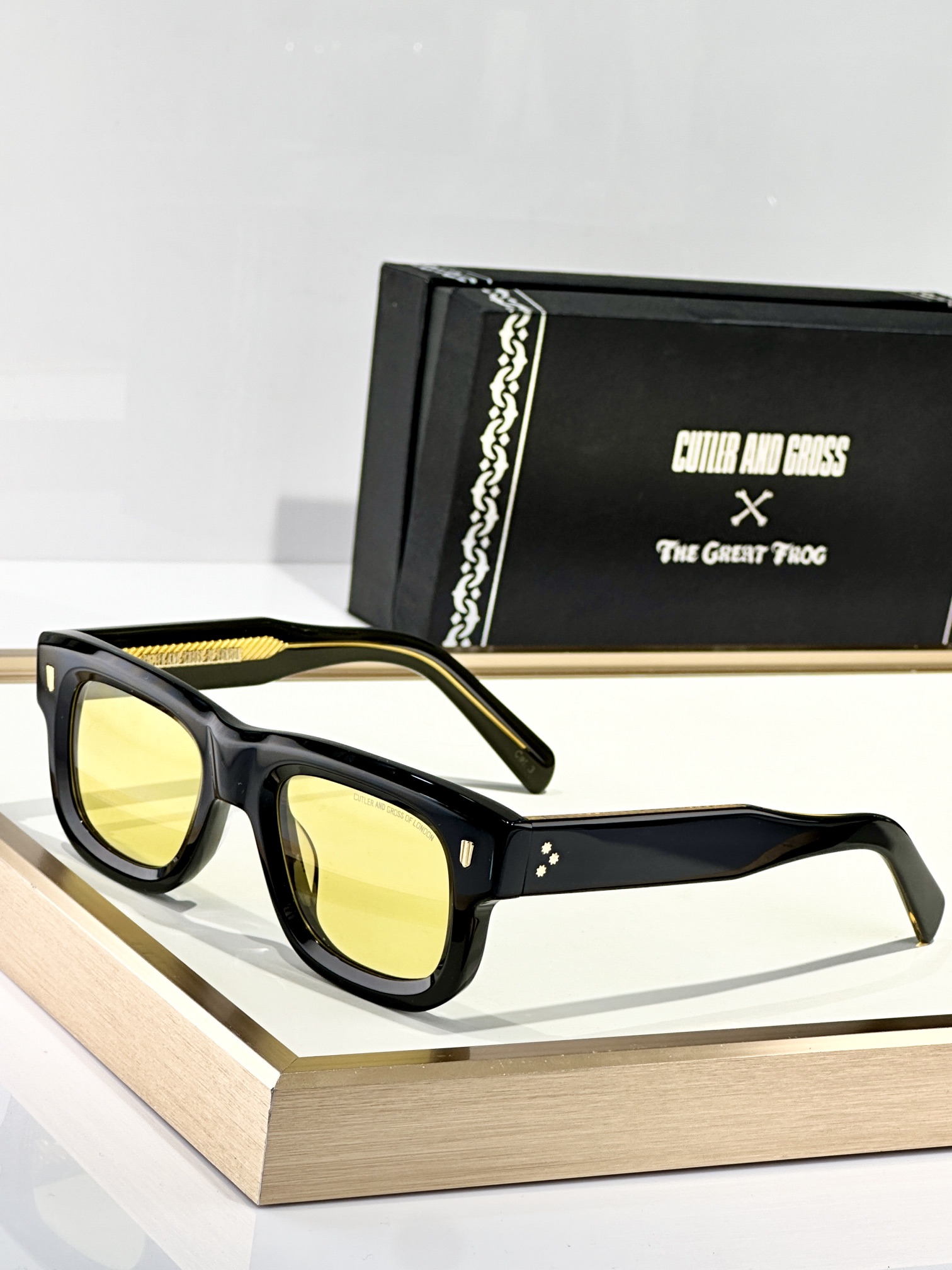 CUTLER ANO GROSS
老钱风意大利制造
handmade in Ltaly
MOD：CGS