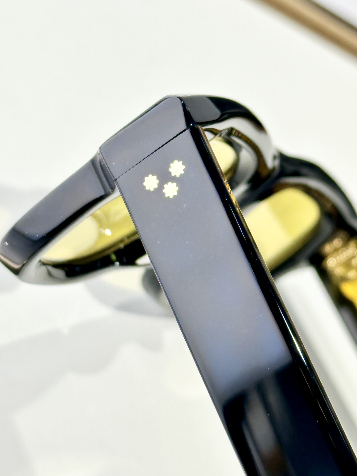  CUTLER ANO GROSS
老钱风意大利制造
handmade in Ltaly
MOD：CGS