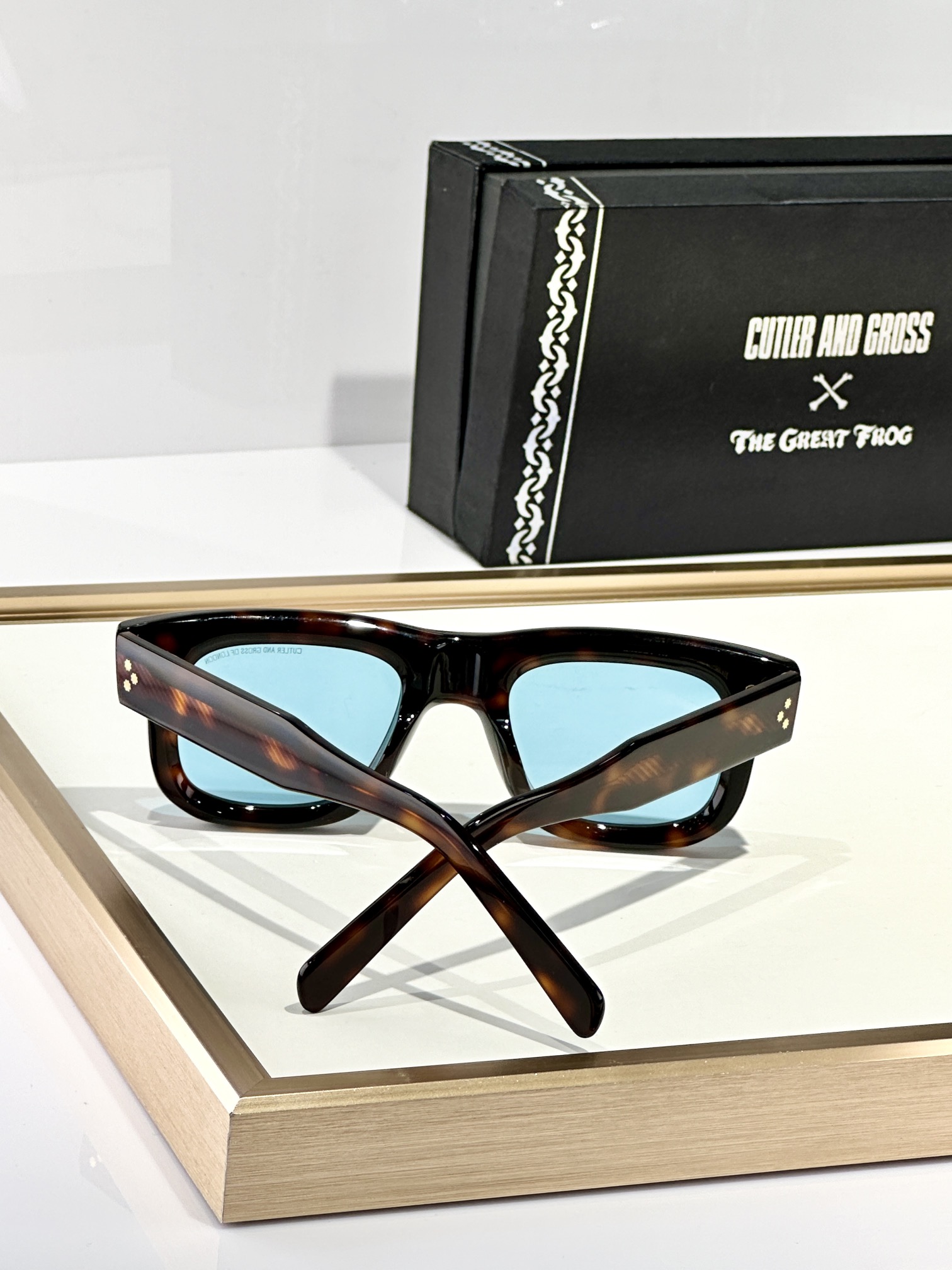  CUTLER ANO GROSS
老钱风意大利制造
handmade in Ltaly
MOD：CGS