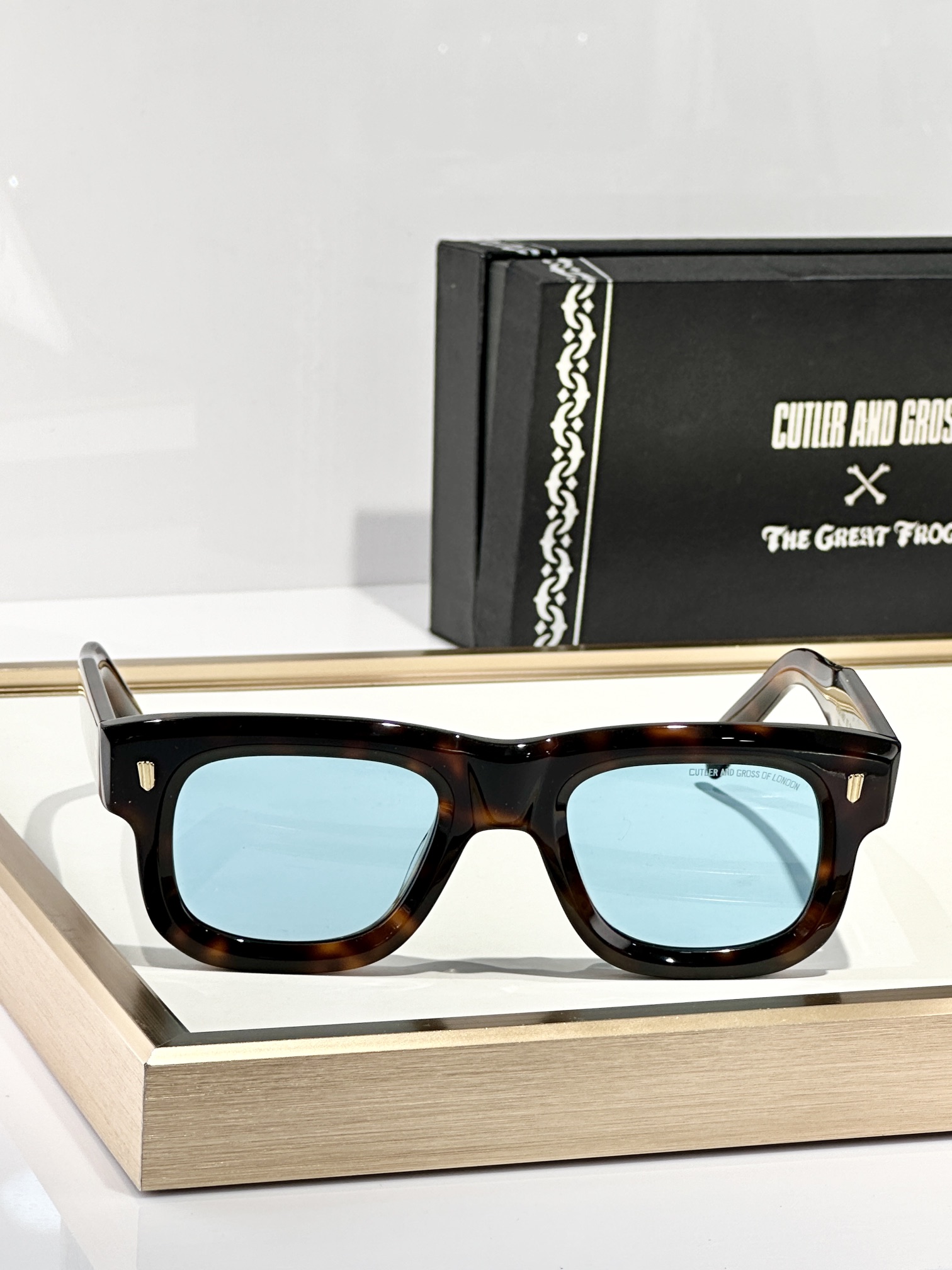  CUTLER ANO GROSS
老钱风意大利制造
handmade in Ltaly
MOD：CGS
