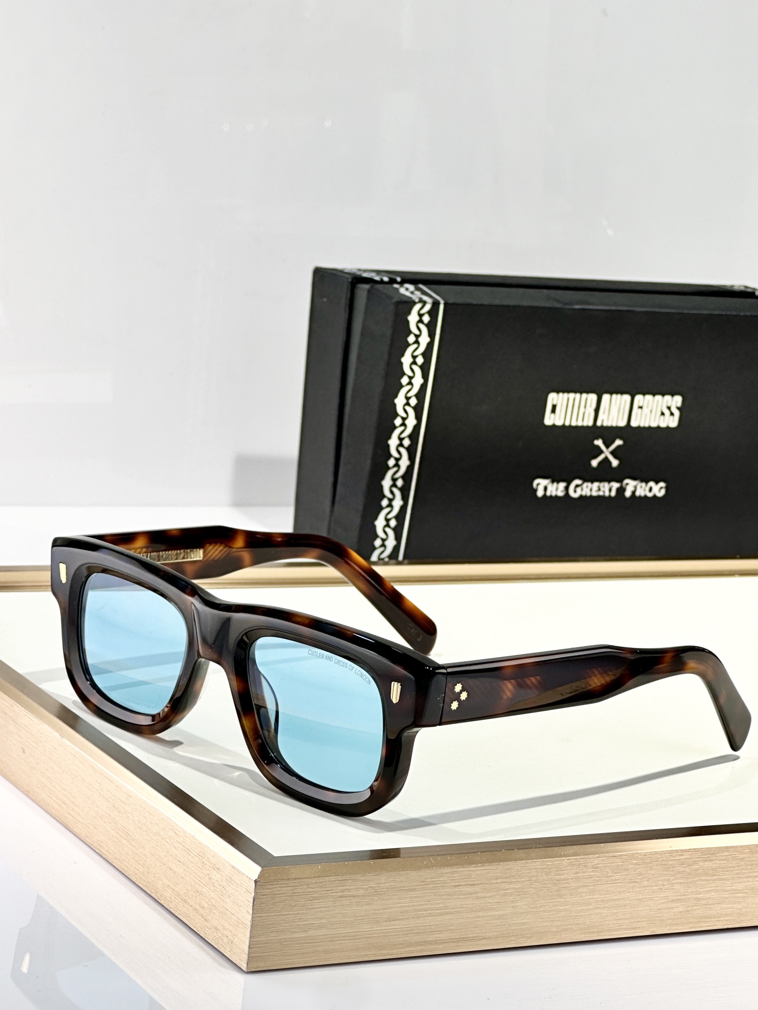  CUTLER ANO GROSS
老钱风意大利制造
handmade in Ltaly
MOD：CGS