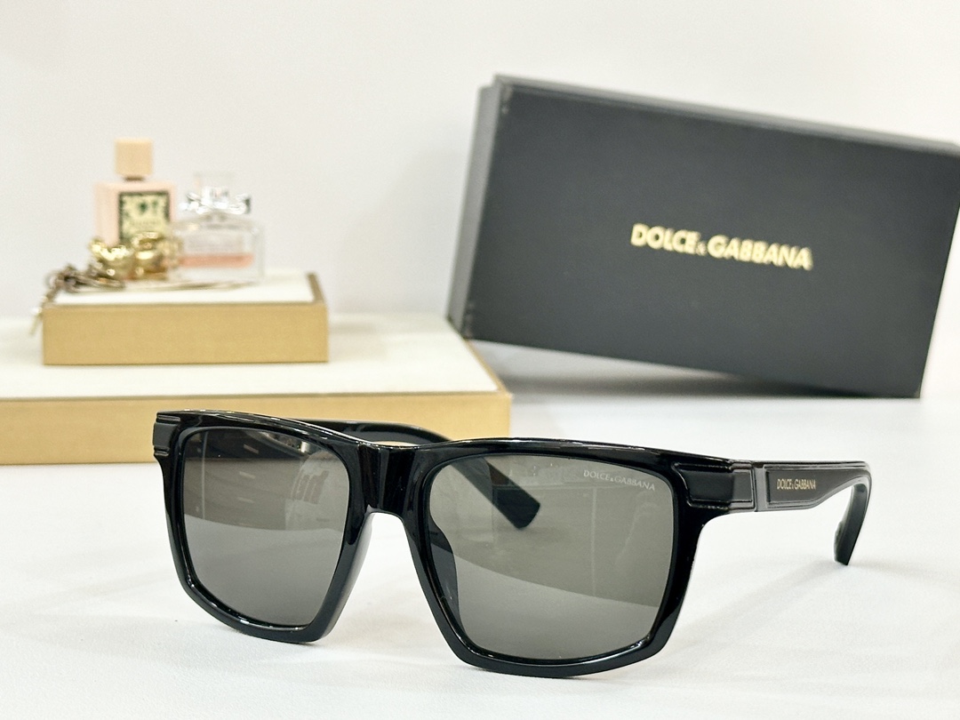  DOLCE&GABBANA
MOD：DG6160
Size：54口17 140
