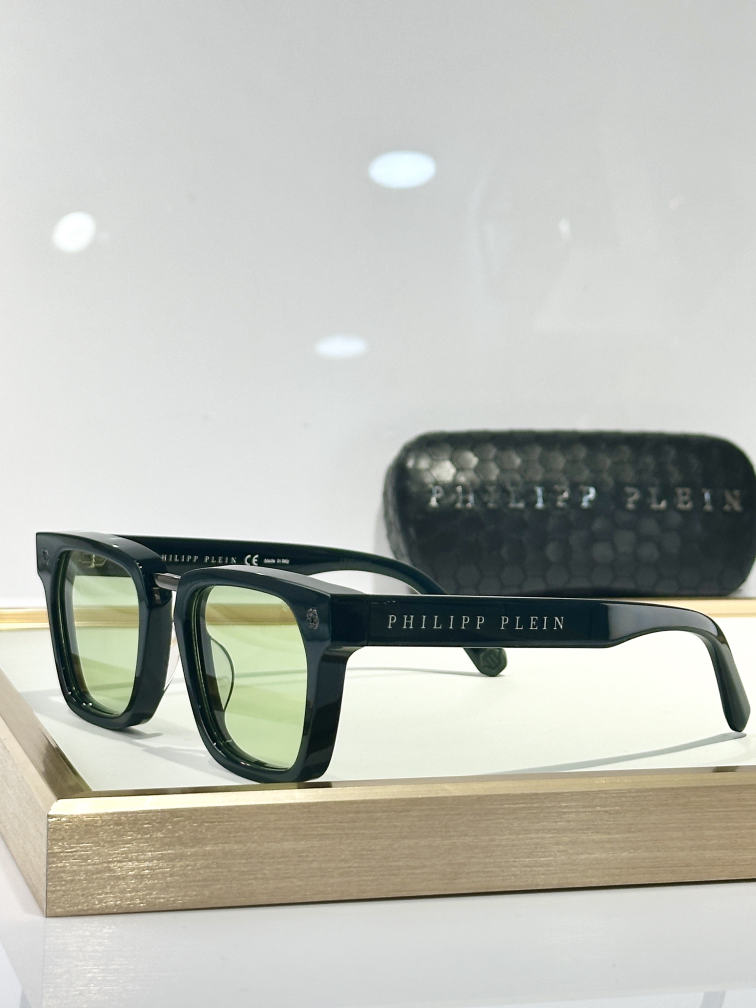 ￼  PhiliPPPlei*
MOD：VPWT
SIZE：51口21 145
