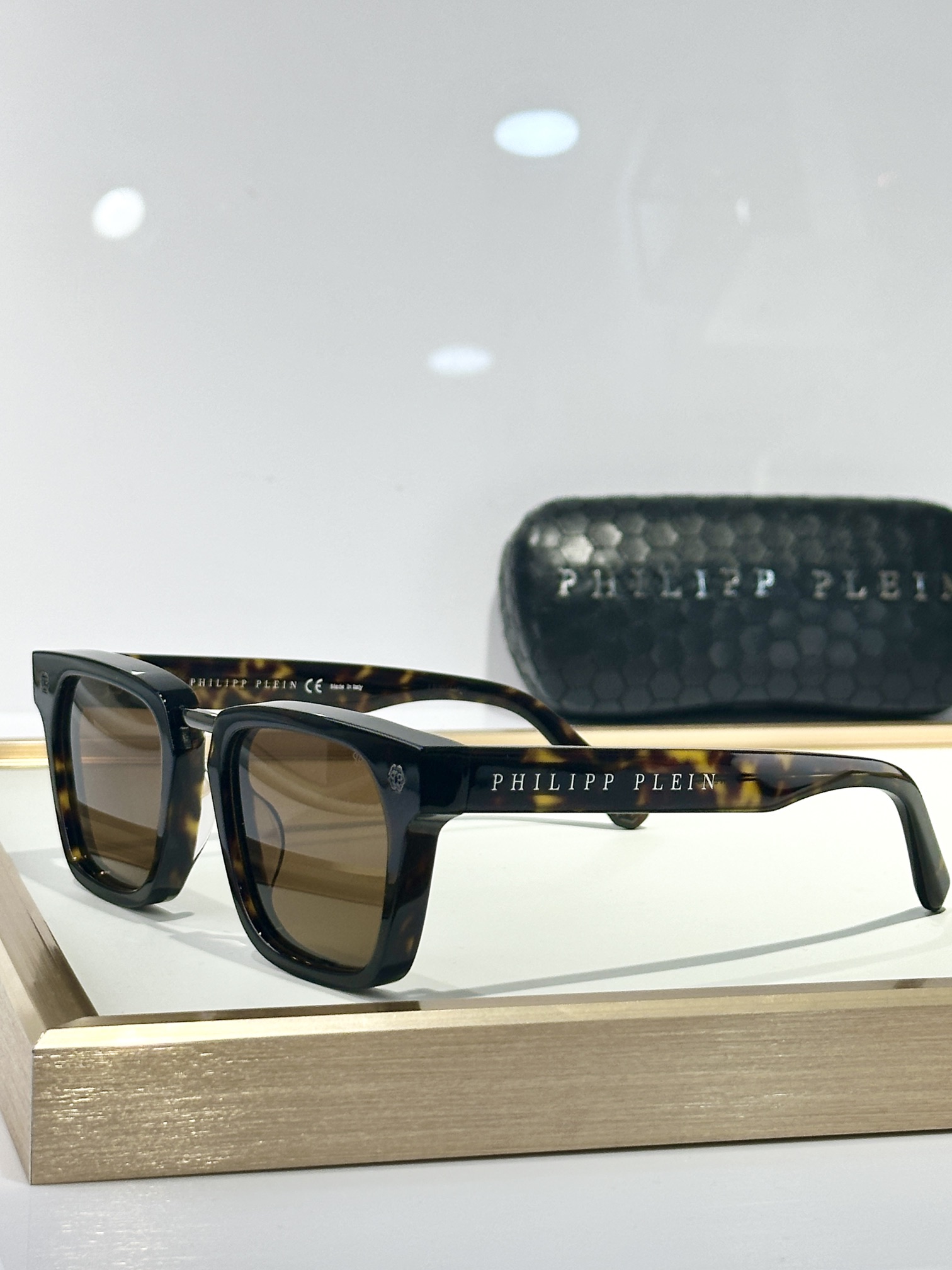 ￼  PhiliPPPlei*
MOD：VPWT
SIZE：51口21 145
