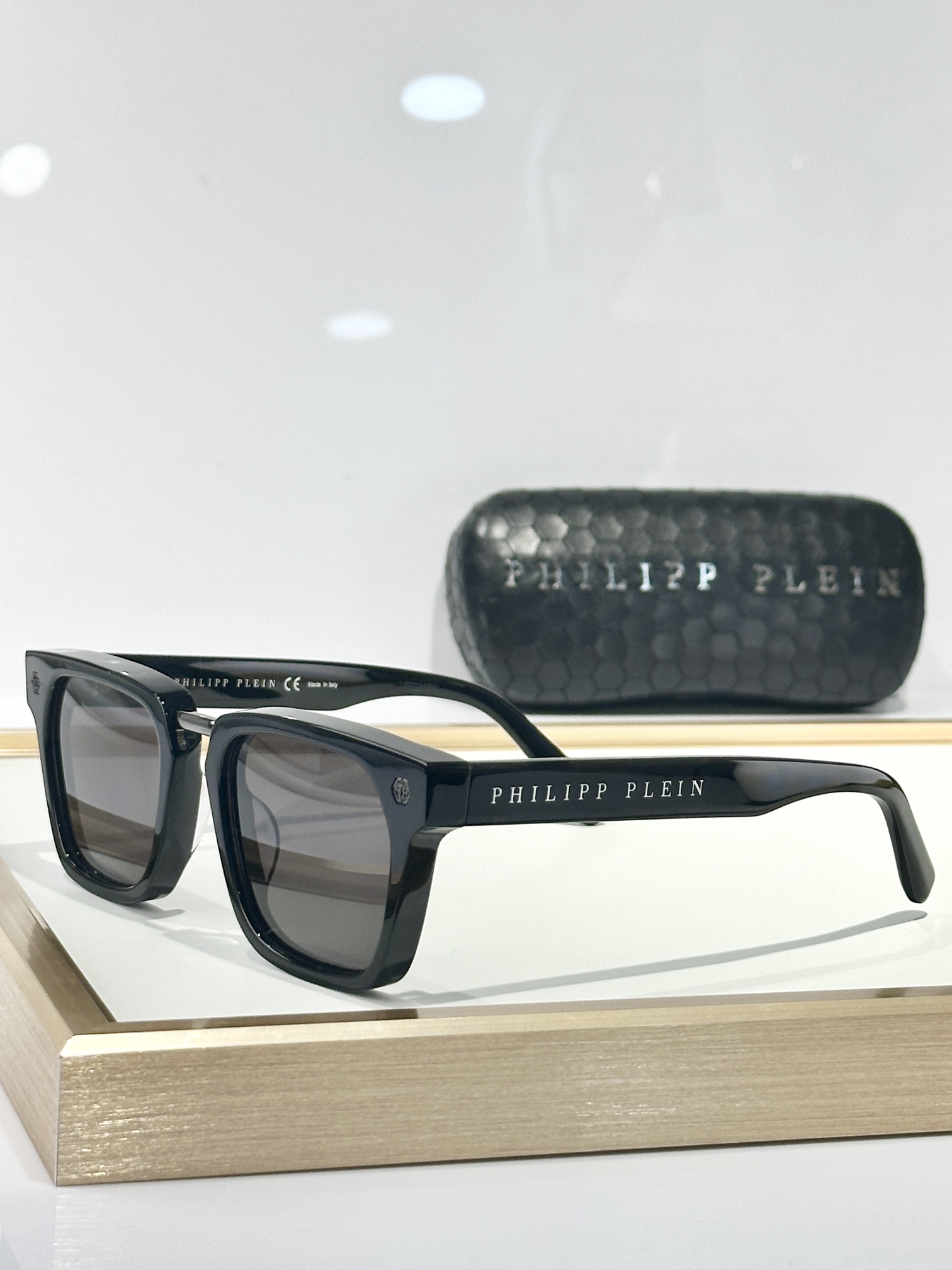 ￼  PhiliPPPlei*
MOD：VPWT
SIZE：51口21 145
