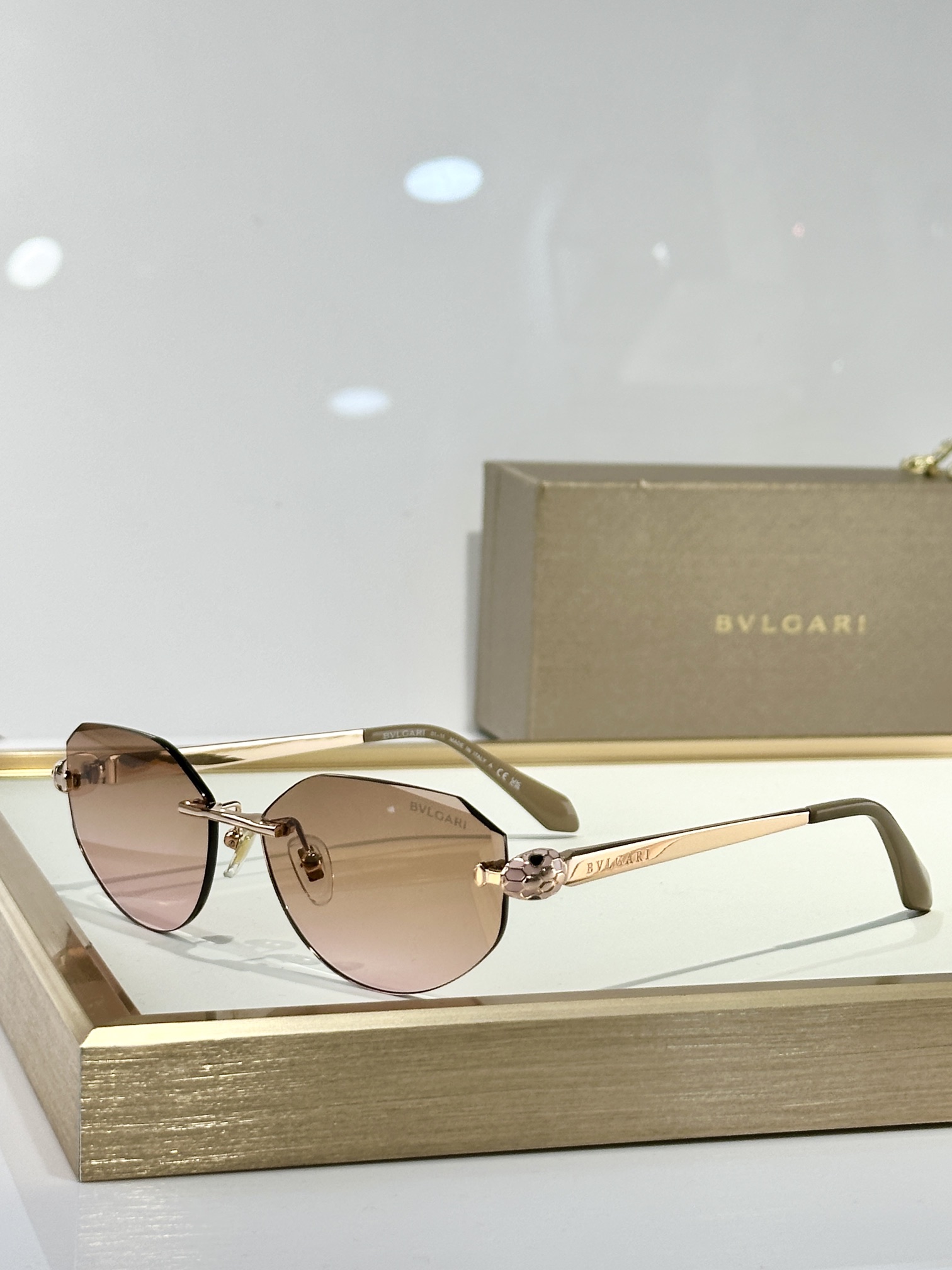  BVLGAR*
MODEL：BV 40059U
SIZE：58口15-140
