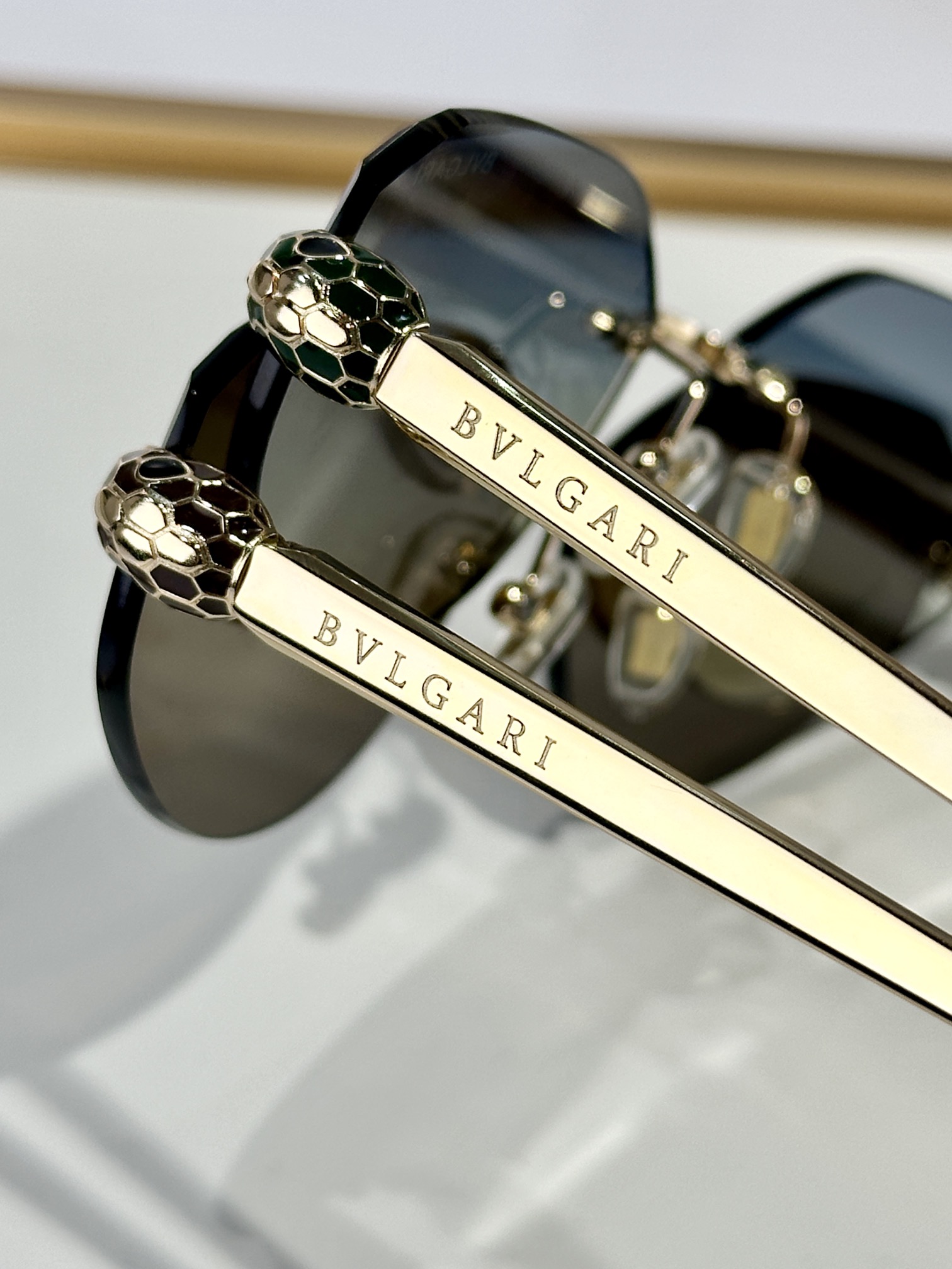  BVLGAR*
MODEL：BV 40059U
SIZE：58口15-140
