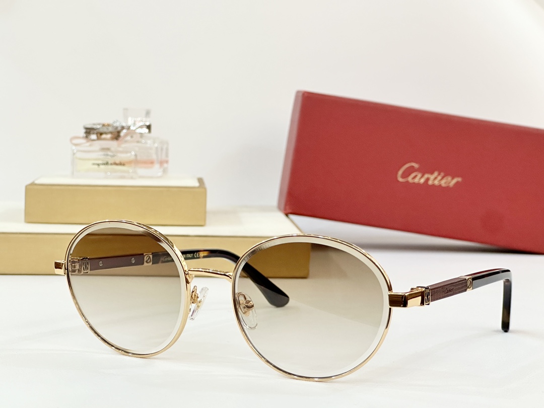  Cartier
MOD：CT0490S
Size：57口19 145
