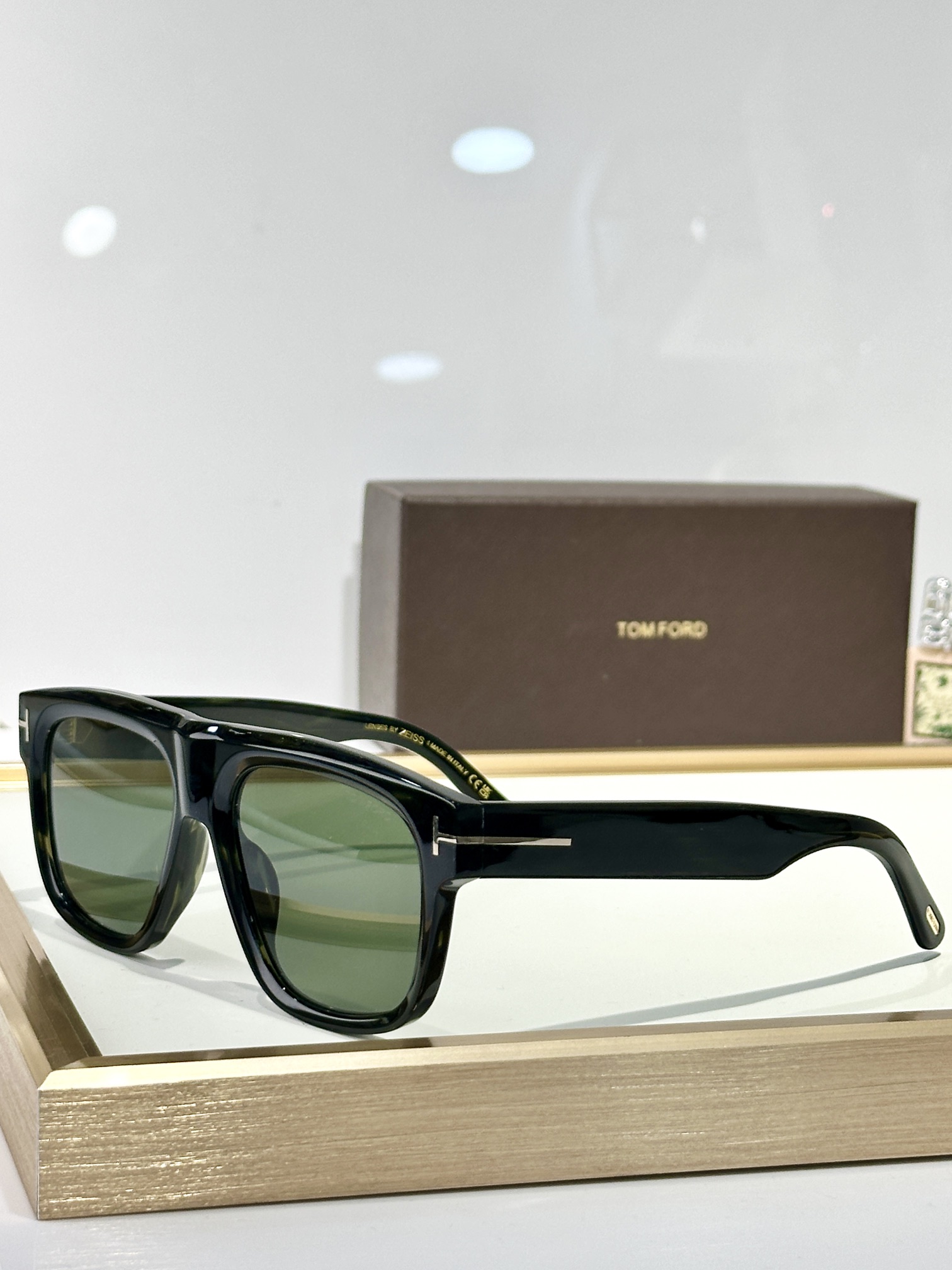  𝐓𝐎𝐌 𝐅𝐎𝐑𝐃
MOD：FT1201
size：56口17-145
