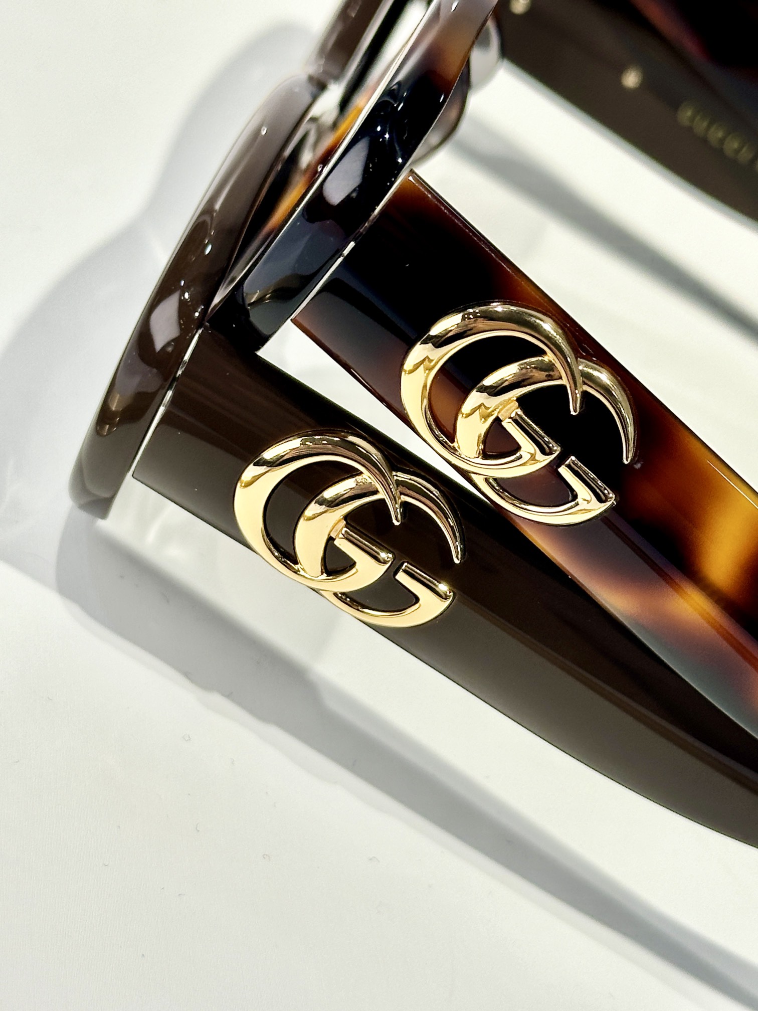  𝐆𝐔𝐂𝐂𝐈
MOD：GG1829SK
size：54口18-145
