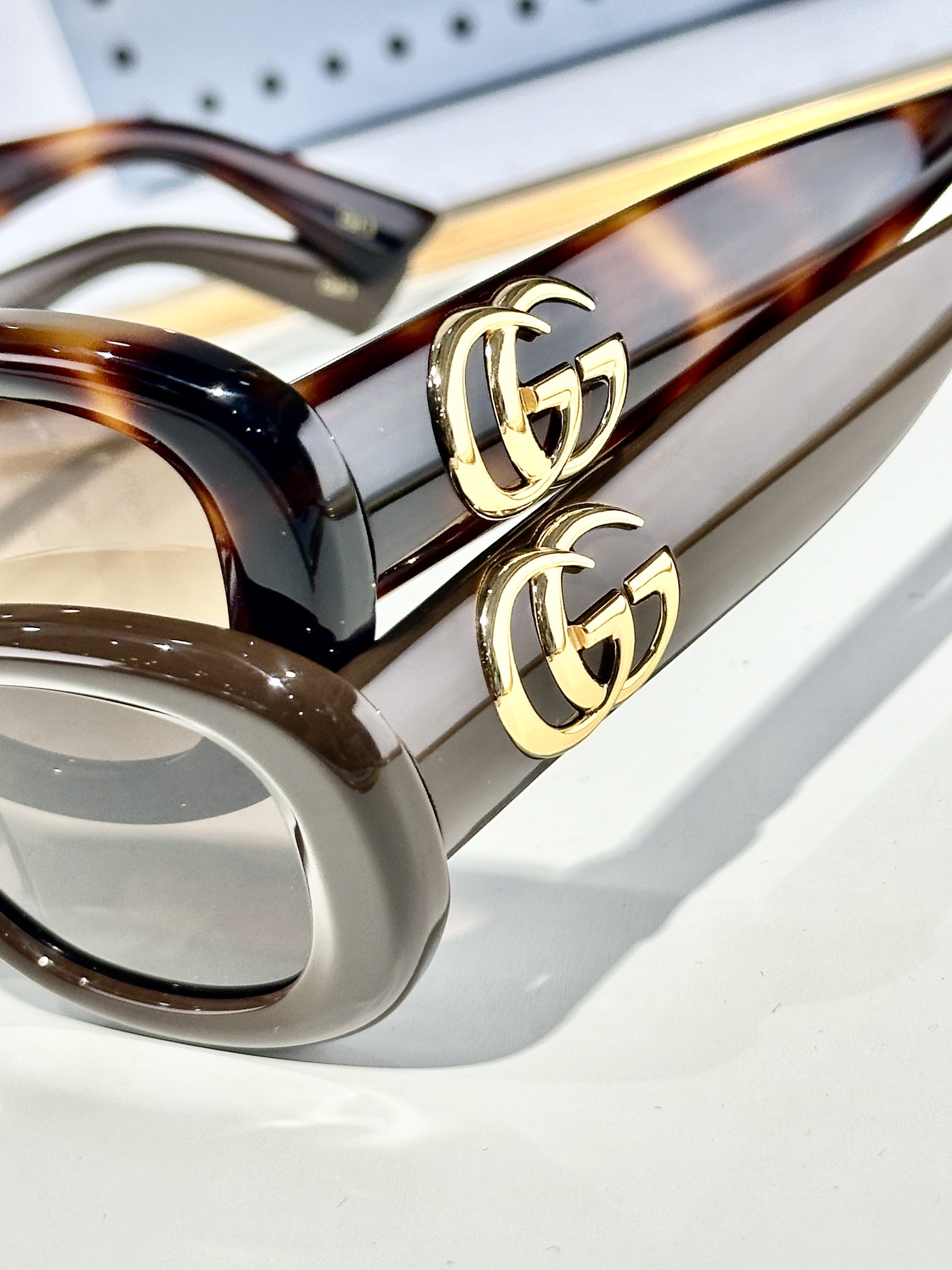  𝐆𝐔𝐂𝐂𝐈
MOD：GG1829SK
size：54口18-145
