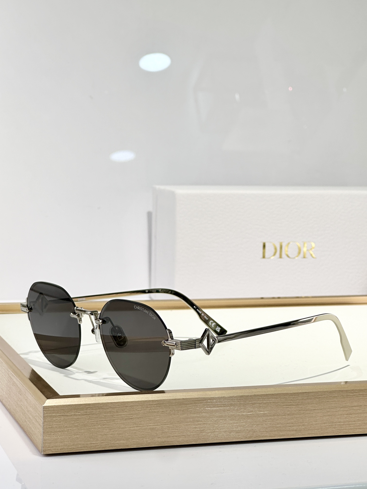  DIOR
MOD：CD Diamond R5U
Size：50口19 145
