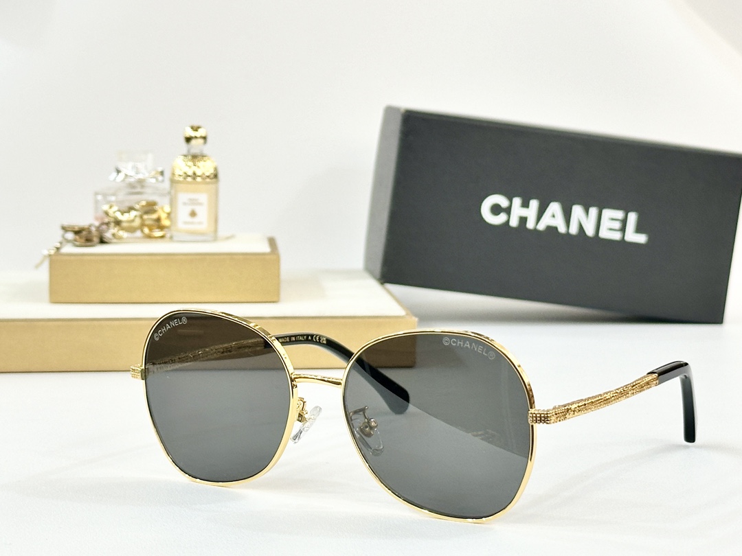  CHANEL
MODEL：CH2217J
SIZE：57口17-142
