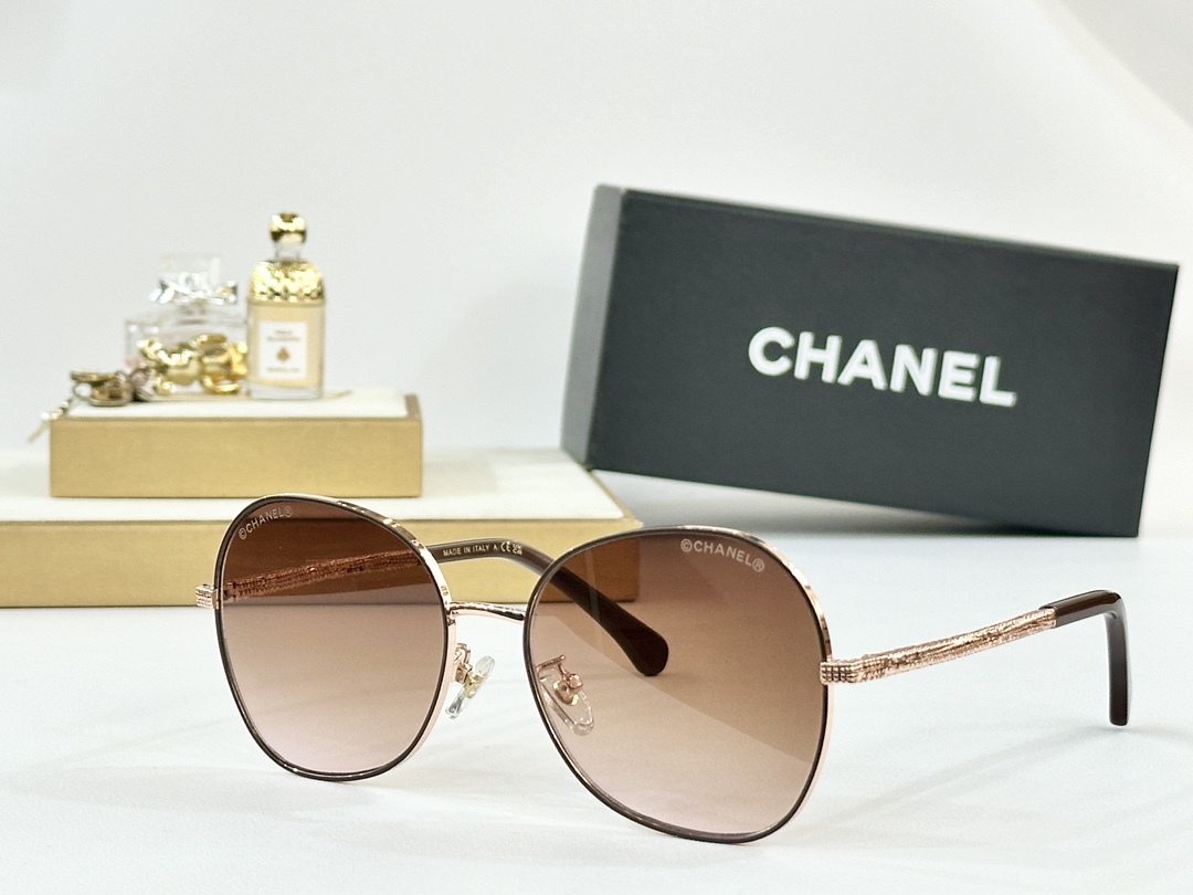  CHANEL
MODEL：CH2217J
SIZE：57口17-142
