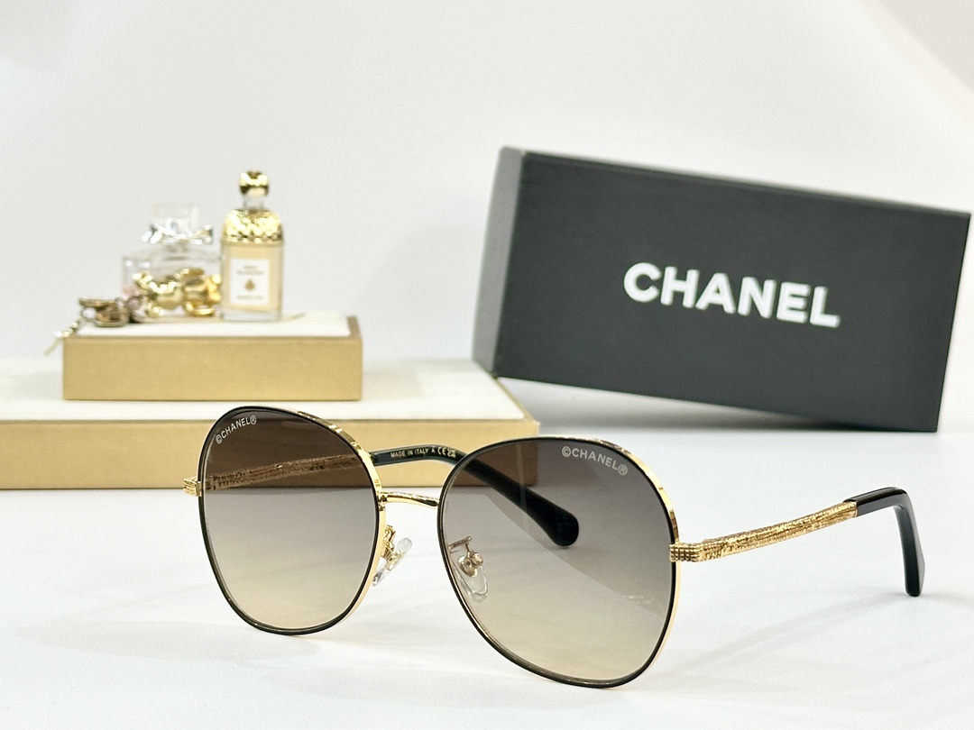  CHANEL
MODEL：CH2217J
SIZE：57口17-142
