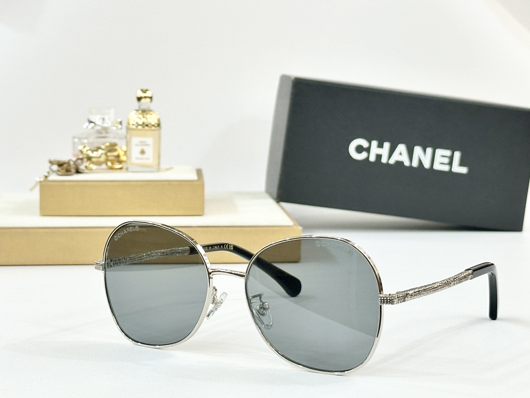  CHANEL
MODEL：CH2217J
SIZE：57口17-142
