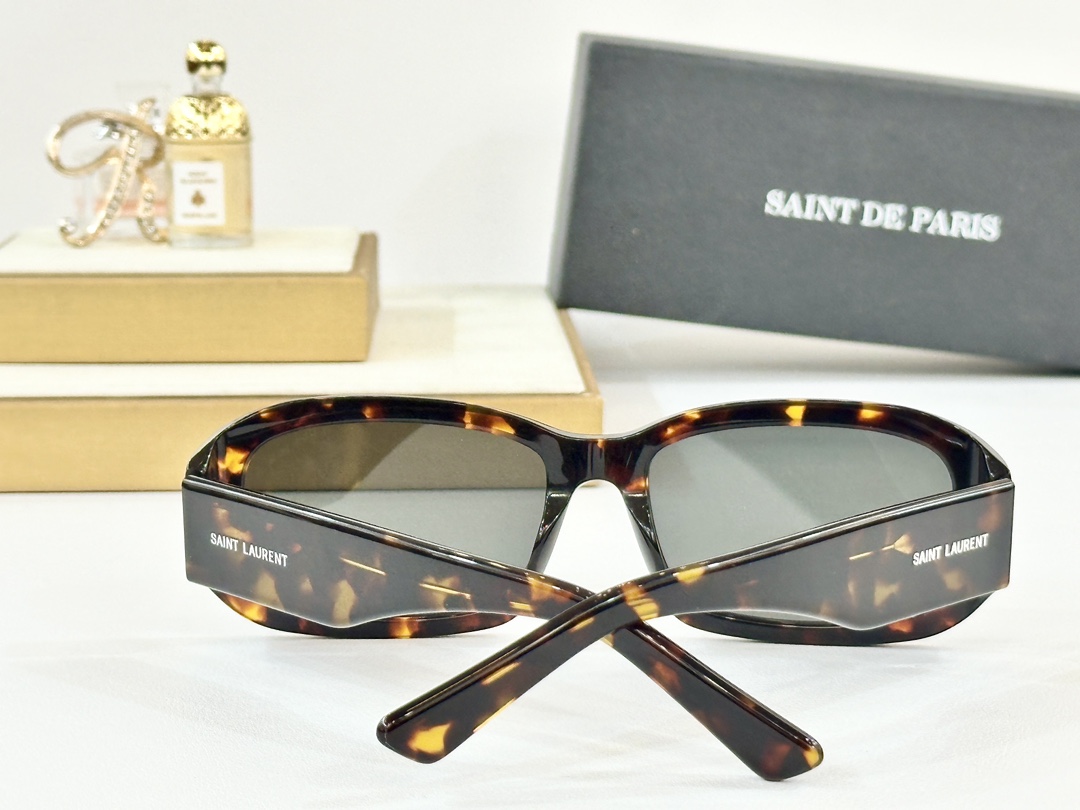  SAINT DE PAPI*
MODELSL809
SIZE57-18-140

