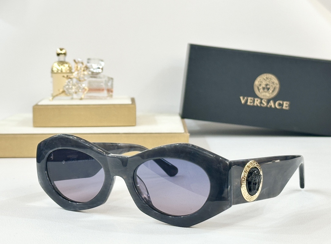  𝙑𝙀𝙍𝙎𝘼𝘾𝙀
MOD VE422/E
Size：51口21 145

