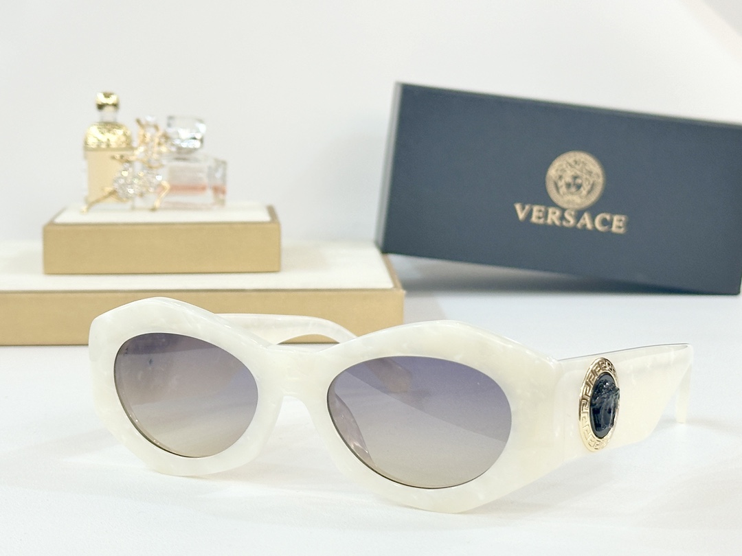  𝙑𝙀𝙍𝙎𝘼𝘾𝙀
MOD VE422/E
Size：51口21 145

