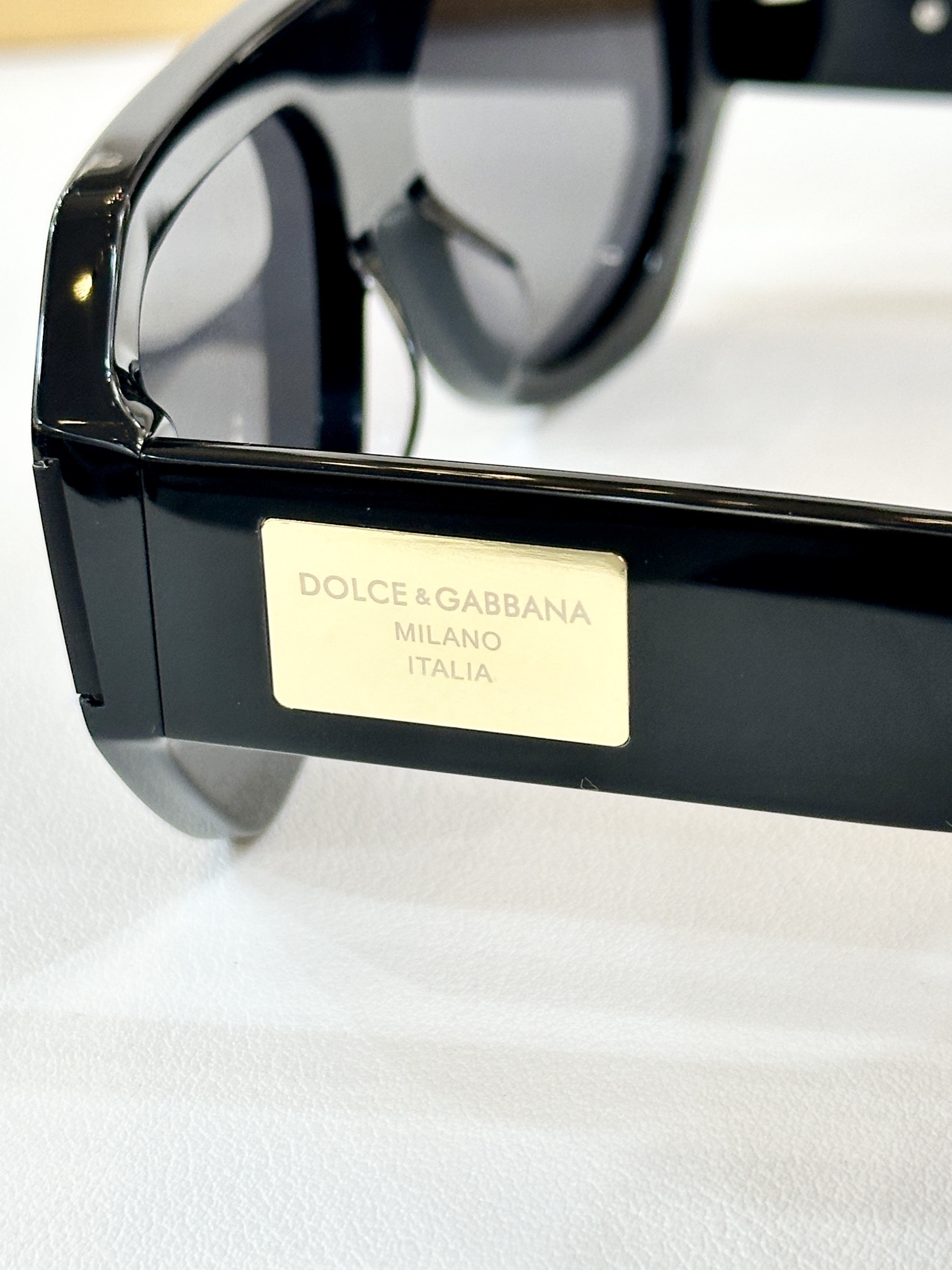  𝘿𝙊𝙇𝘾𝙀&𝙂𝘼𝘽𝘽𝘼𝙉𝘼
MOD DG4481
Size：148-145

