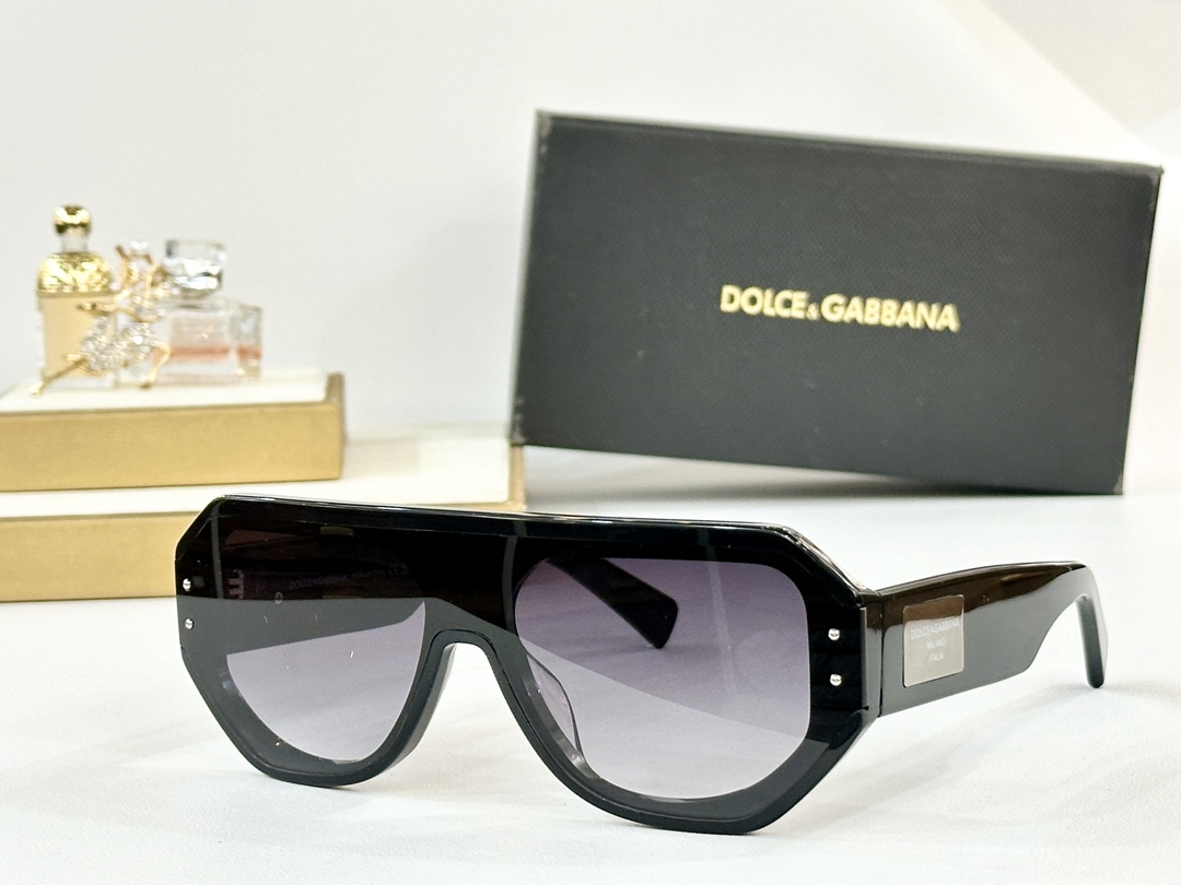  𝘿𝙊𝙇𝘾𝙀&𝙂𝘼𝘽𝘽𝘼𝙉𝘼
MOD DG4481
Size：148-145

