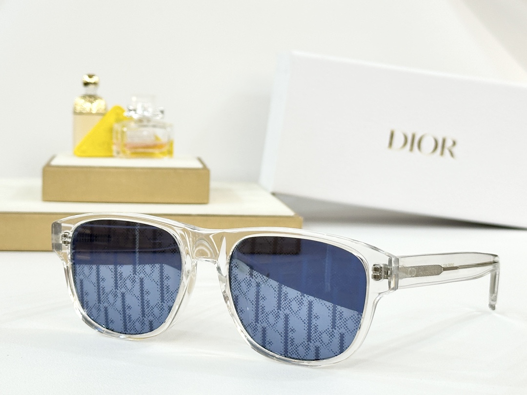  Dior
Mod：DIORFLAG2
Size：54-18-150
