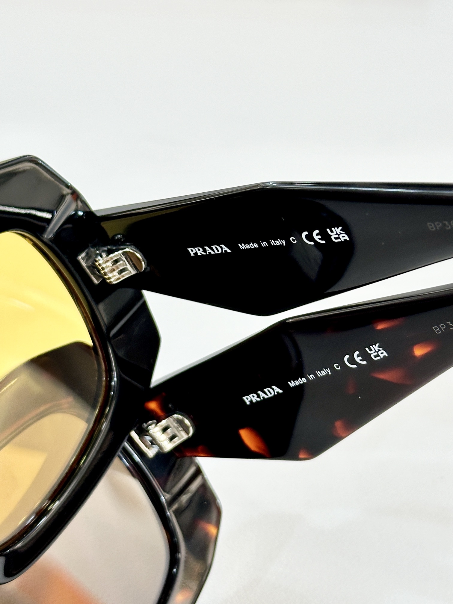  PRADA
MOD：OPR B23S
Size：54口20 145
