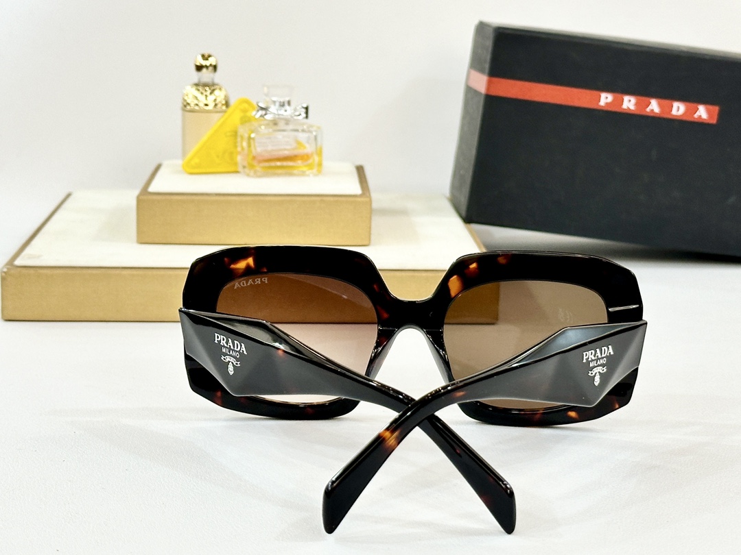  PRADA
MOD：OPR B23S
Size：54口20 145
