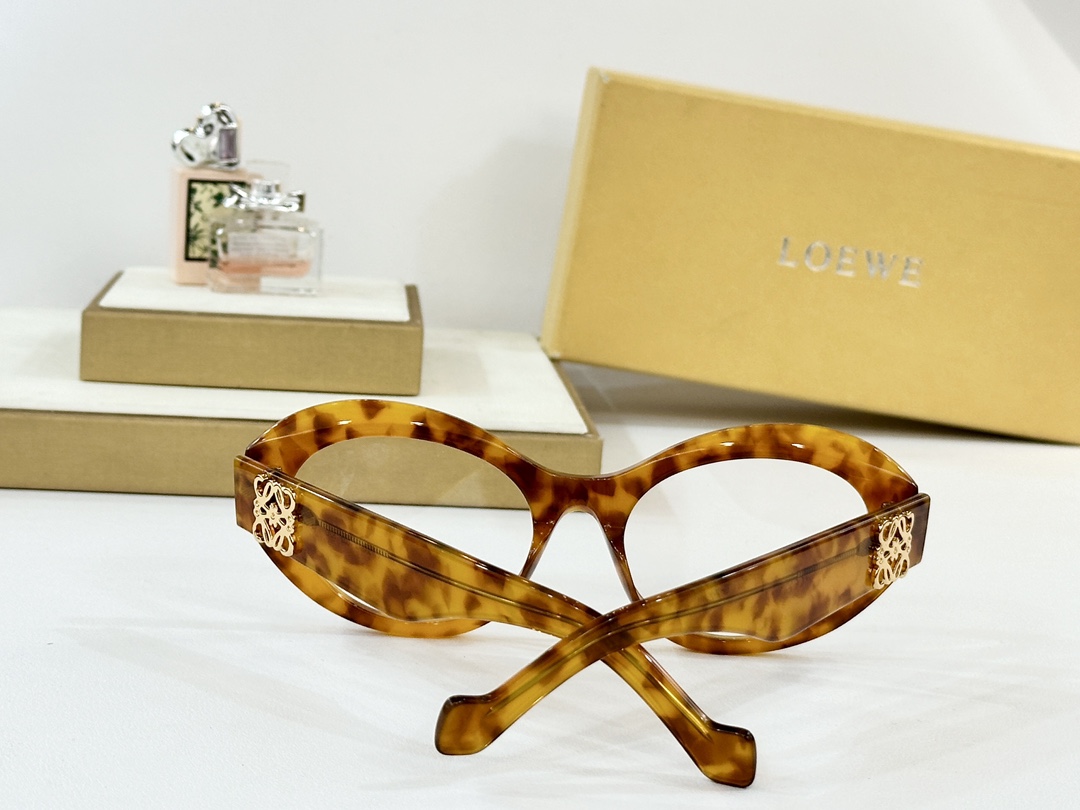  LOEWE
MOD：LW50090I
Size：52口18 140
