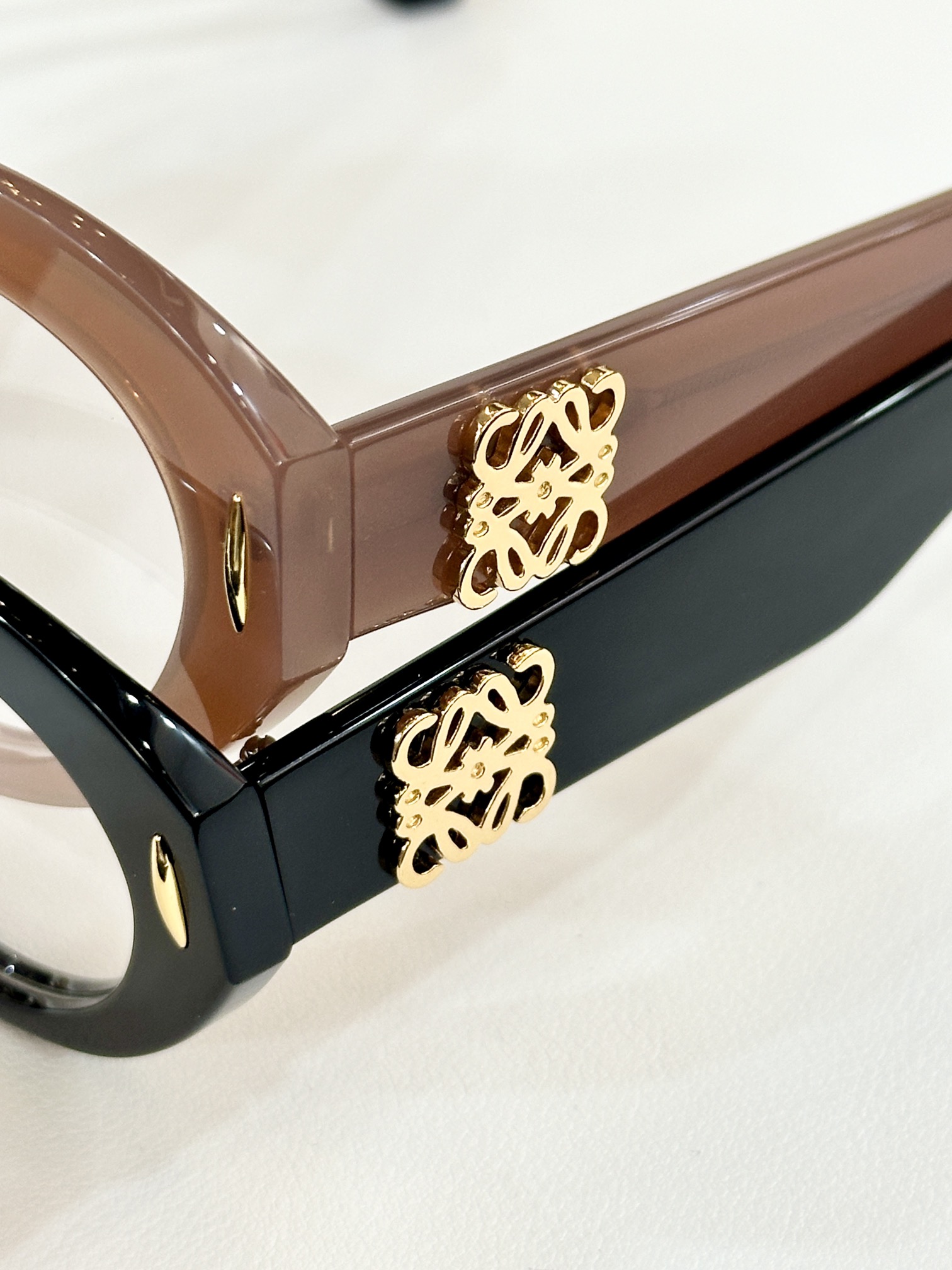  LOEWE
MOD：LW50090I
Size：52口18 140
