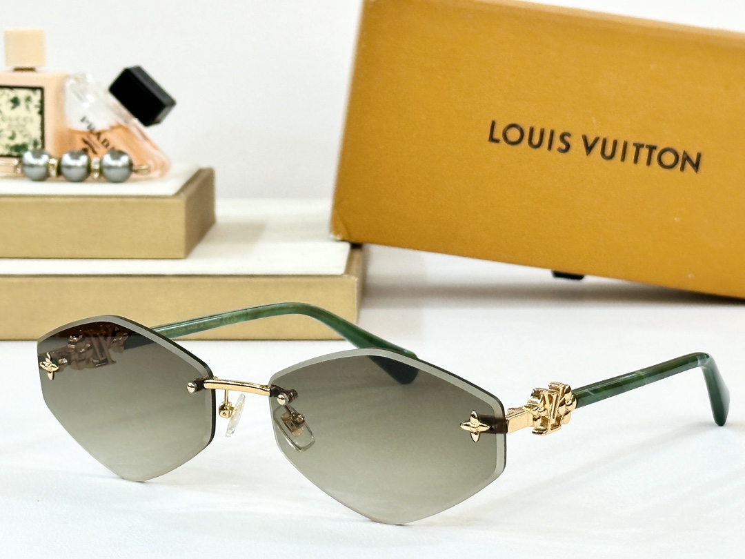  LOUIS VUITTO*
MODEL：Z24601
SIZE：63口17-145
