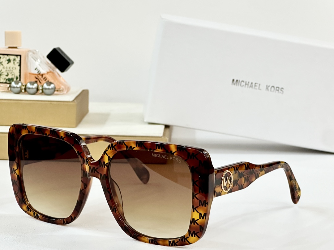 MICHAEL KOR*
MOD：MK2183U
Size：56口18 140
