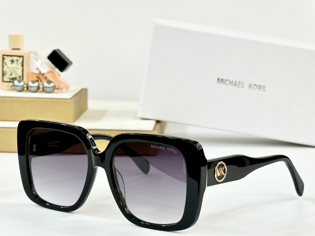 MICHAEL KOR*
MOD：MK2183U
Size：56口18 140
