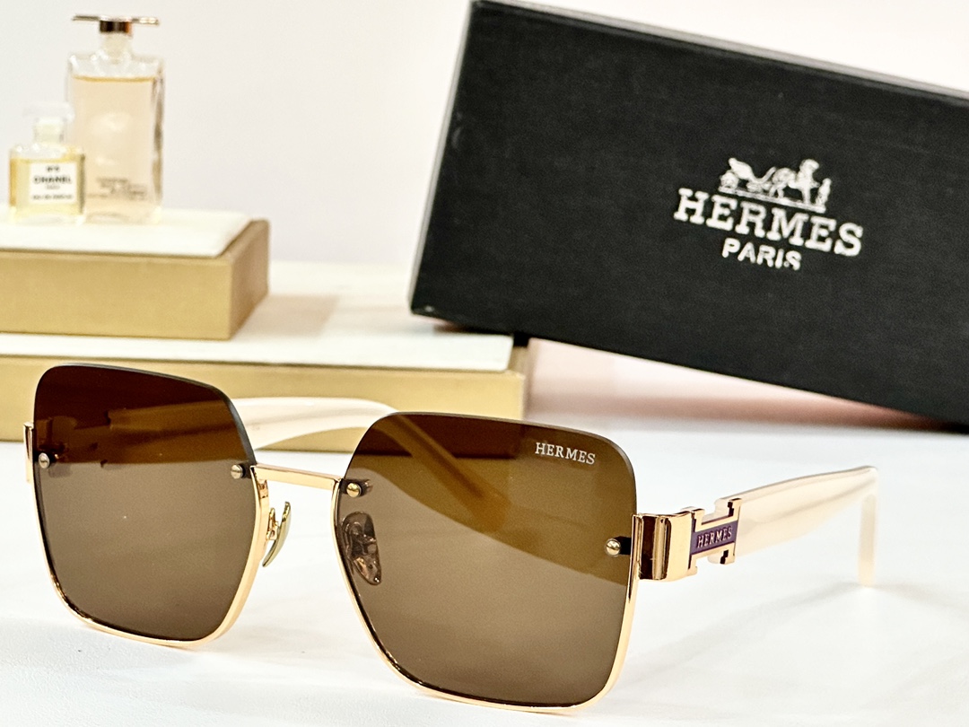  HERMES
MOD：9686
Size：59口18 145
