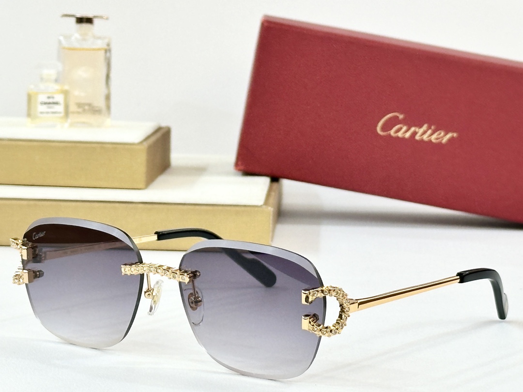  Cartier
MOD：CT0604S
Size：142
