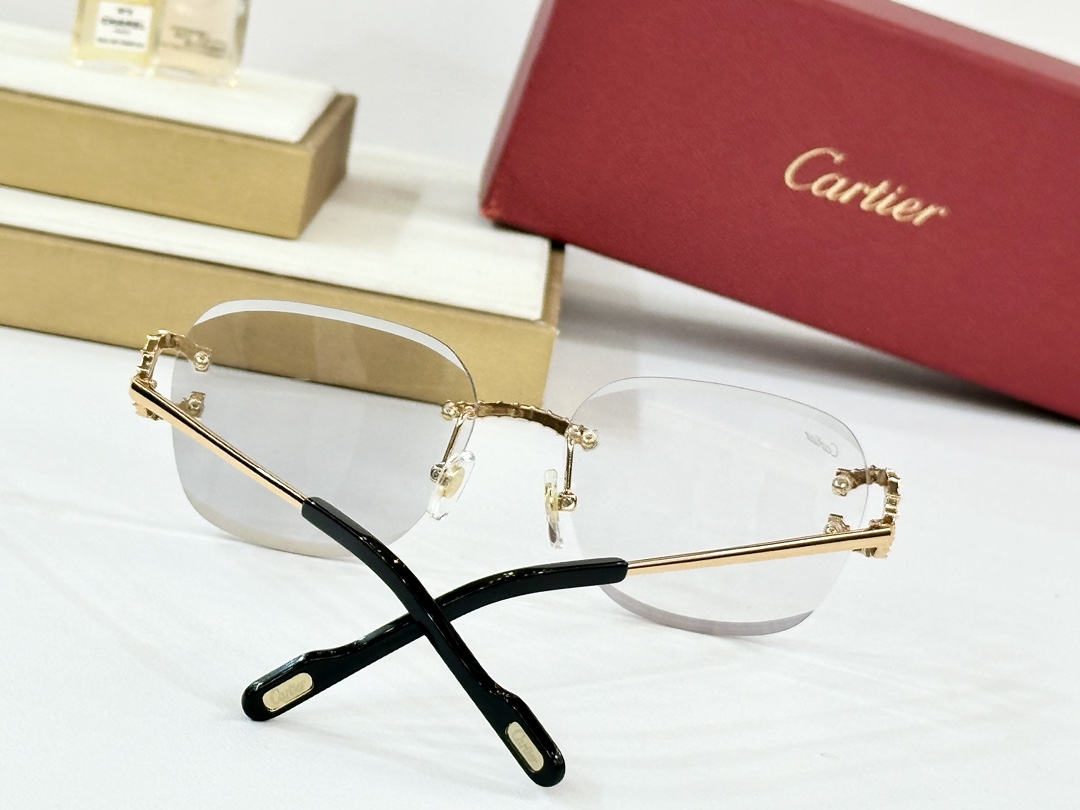  Cartier
MOD：CT0603S
Size：142
