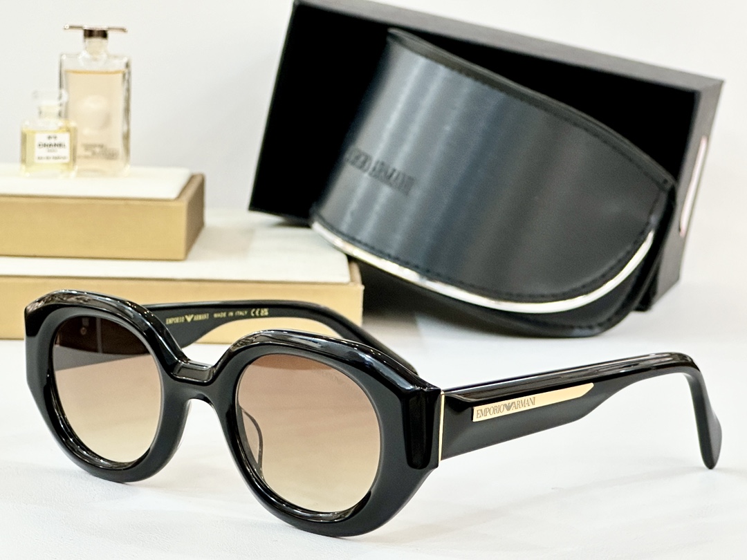  EMPORIO ARMANI
MOD：EA4230U
Size：48口25 145
